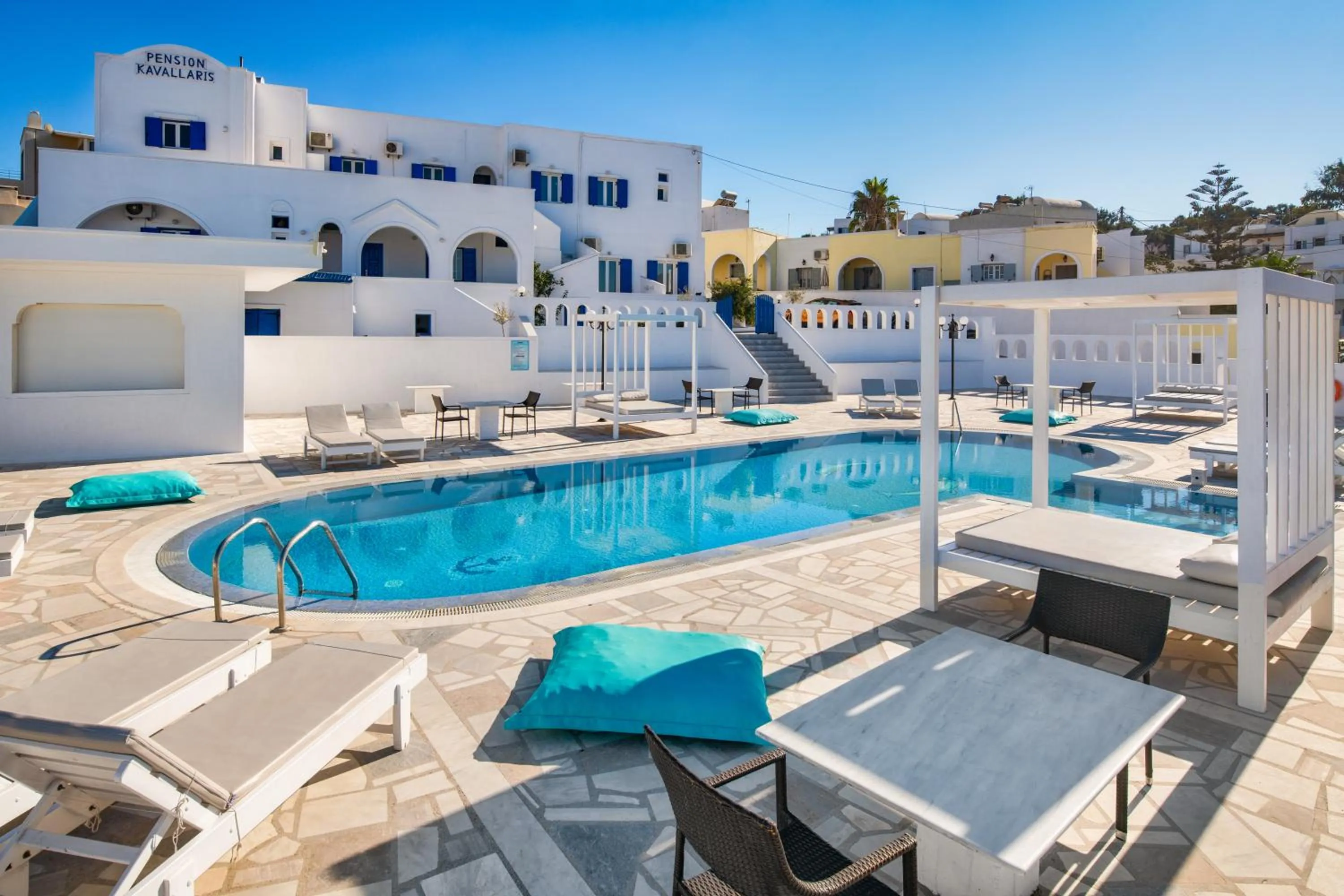 Property building in Villa Kavallaris & Apartments