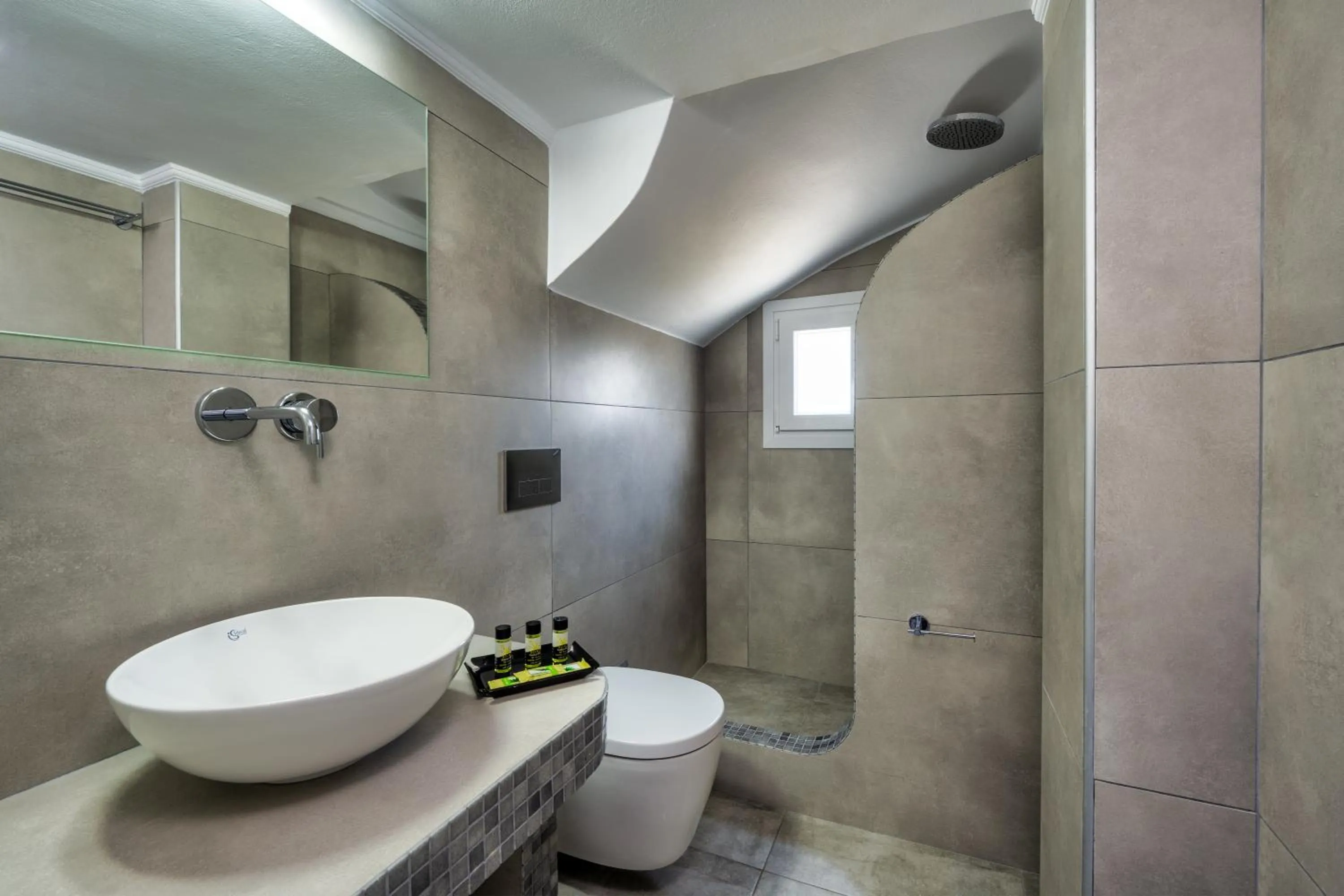 Shower in Villa Kavallaris & Apartments