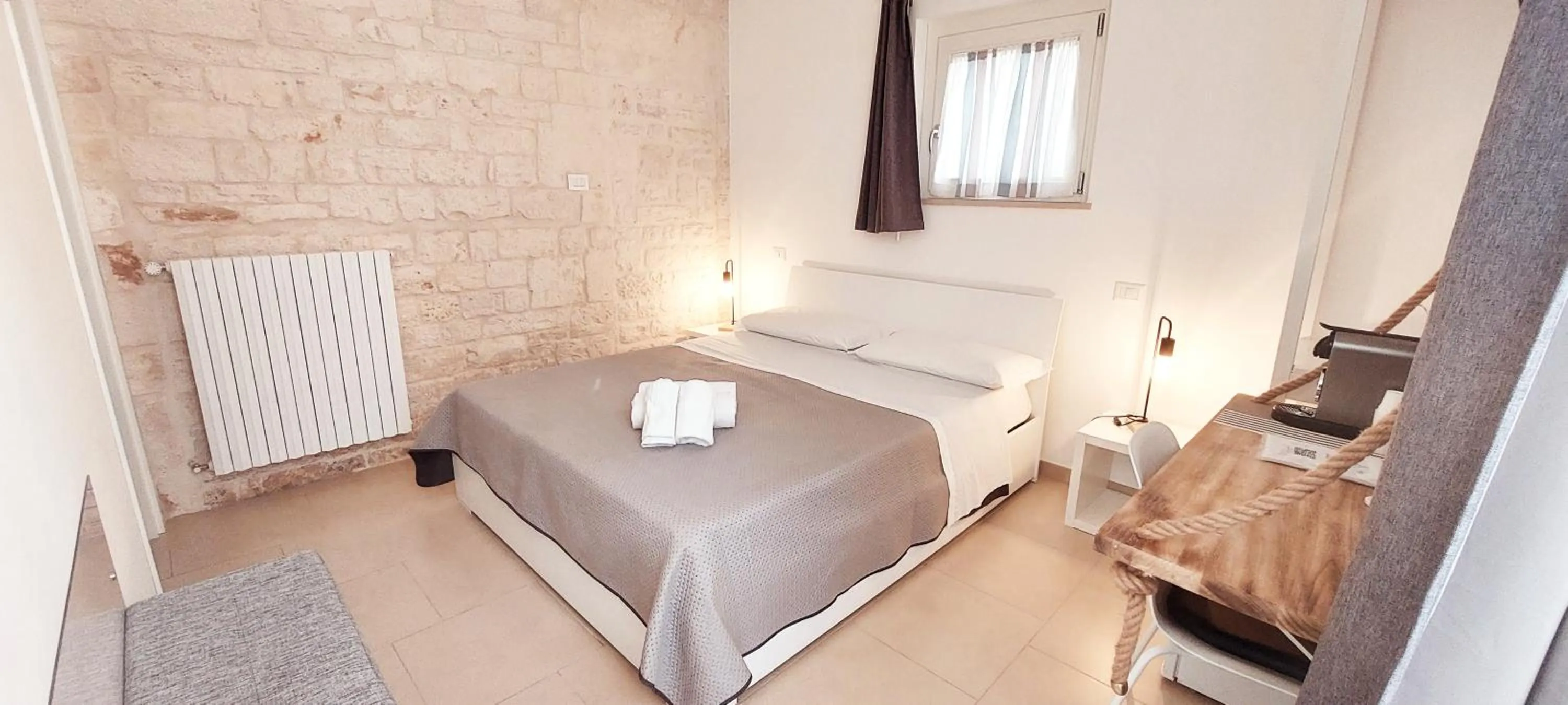 Bedroom, Bed in Mirum Apuliae