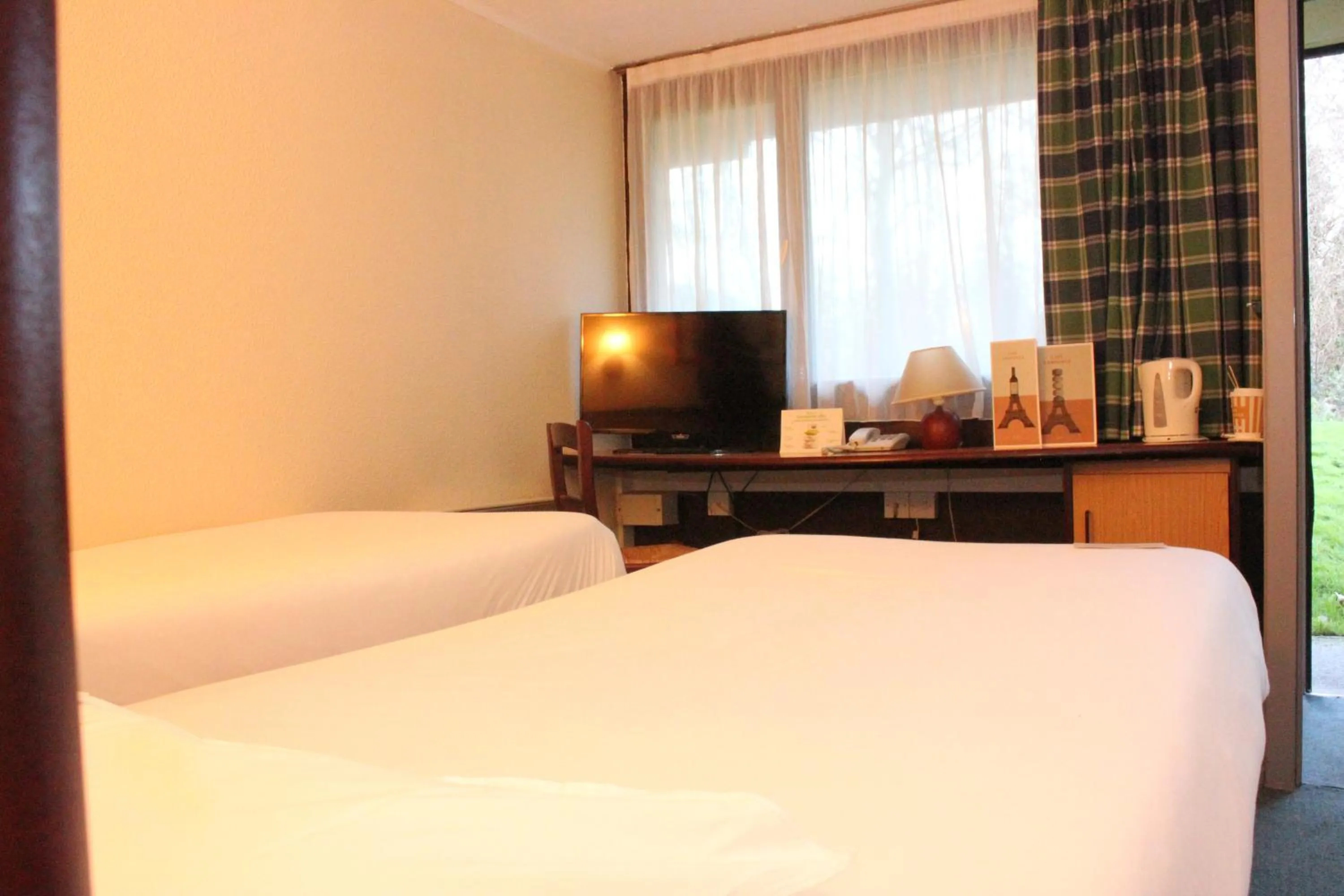 Bedroom, Bed in Campanile Hotel Doncaster