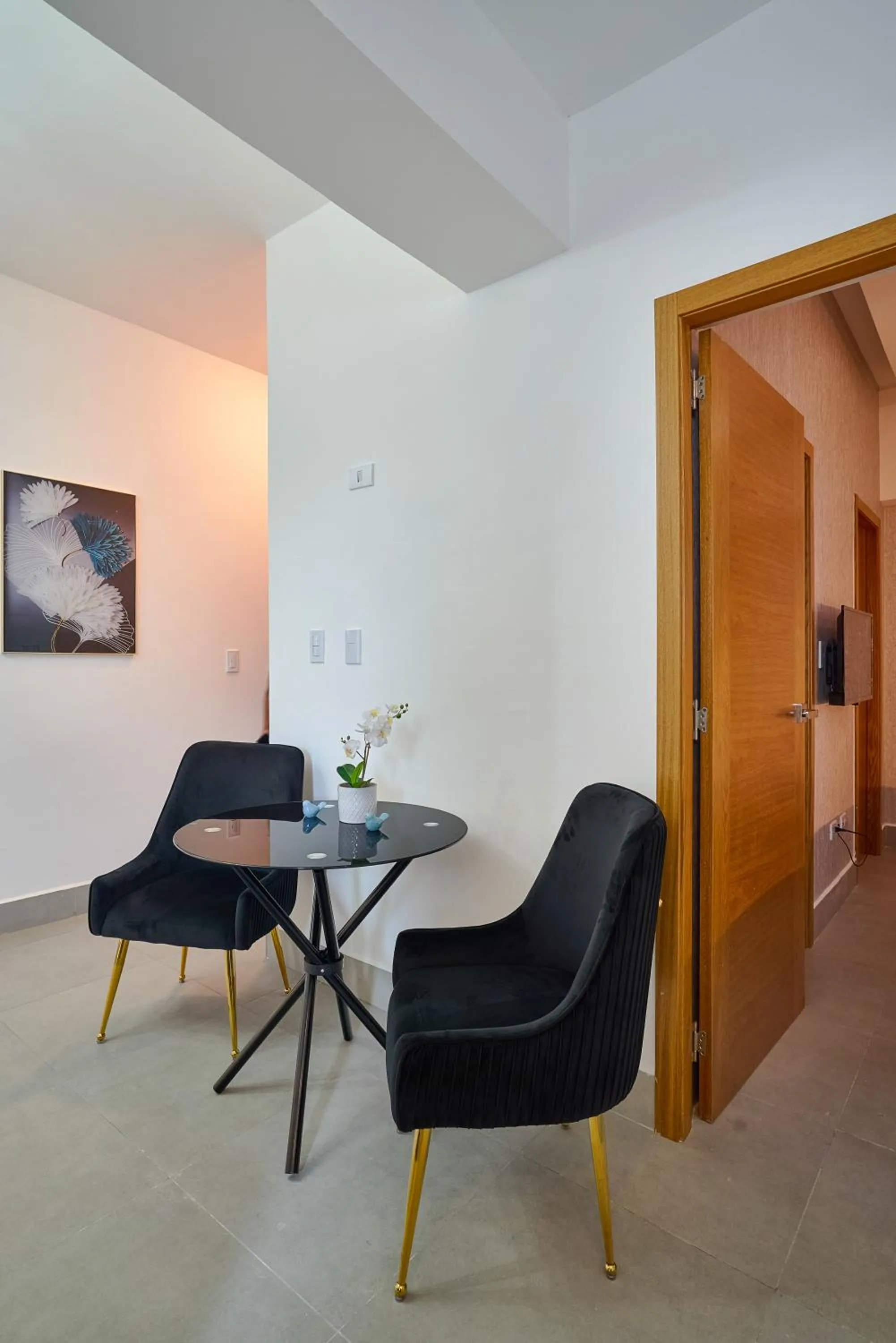 TV and multimedia in Central Suites Tower