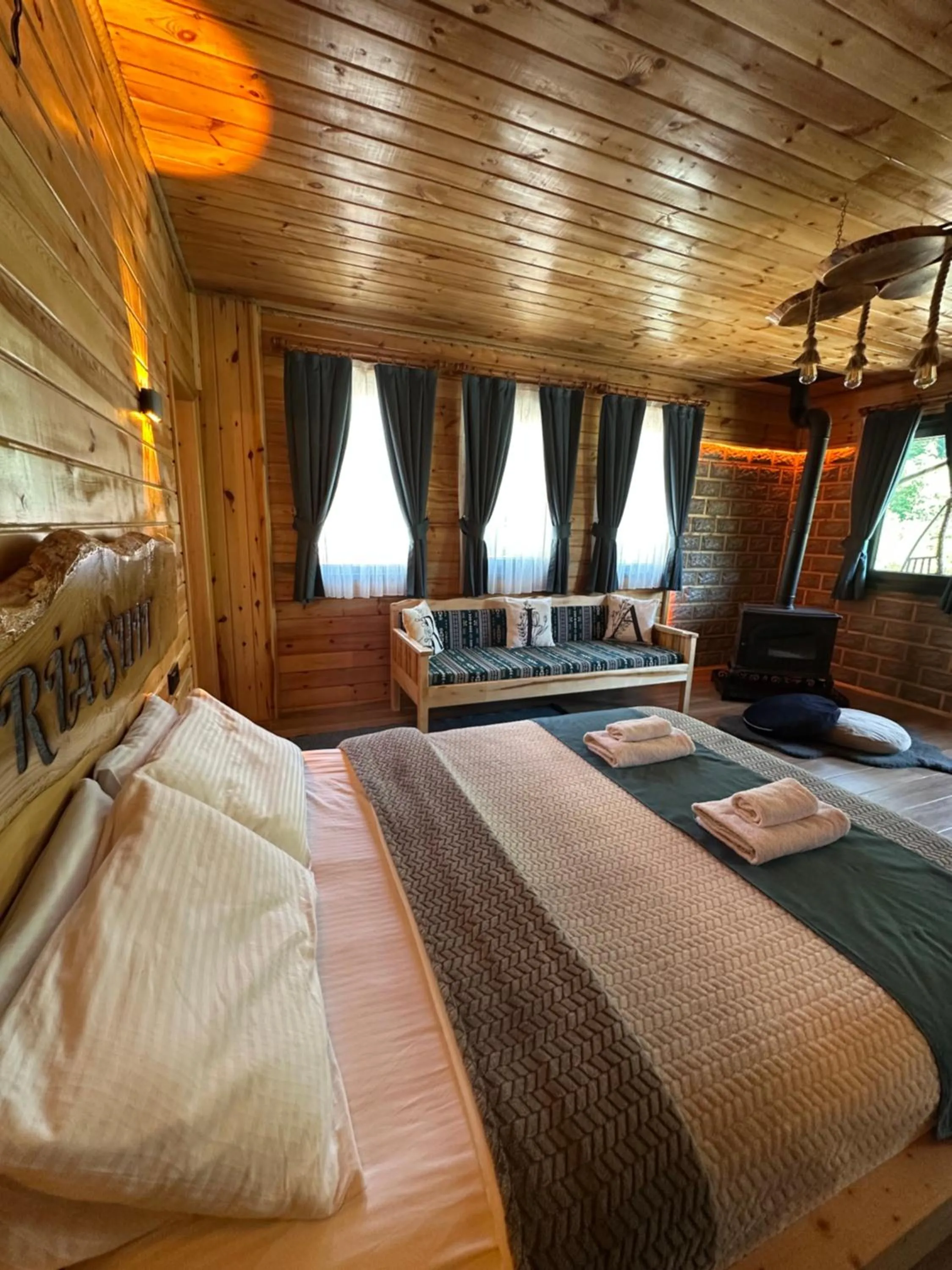 Bed in Ria süit otel bungalov