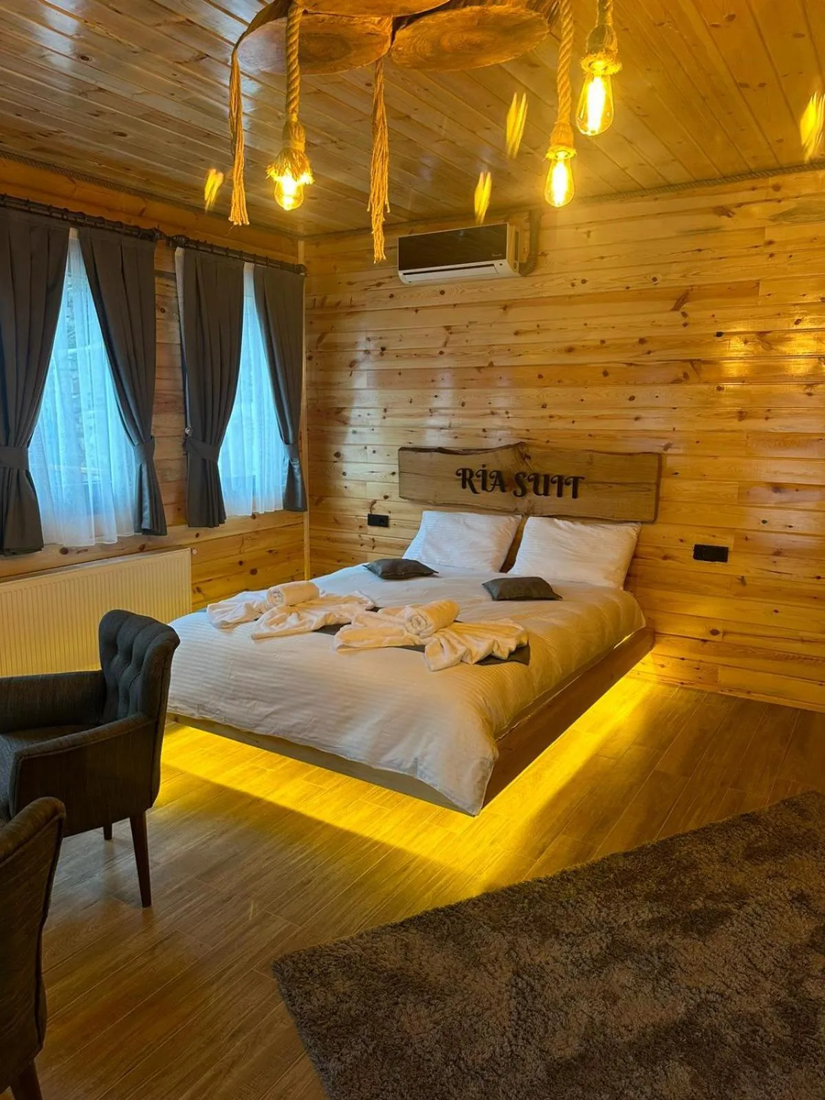 Bed in Ria süit otel bungalov