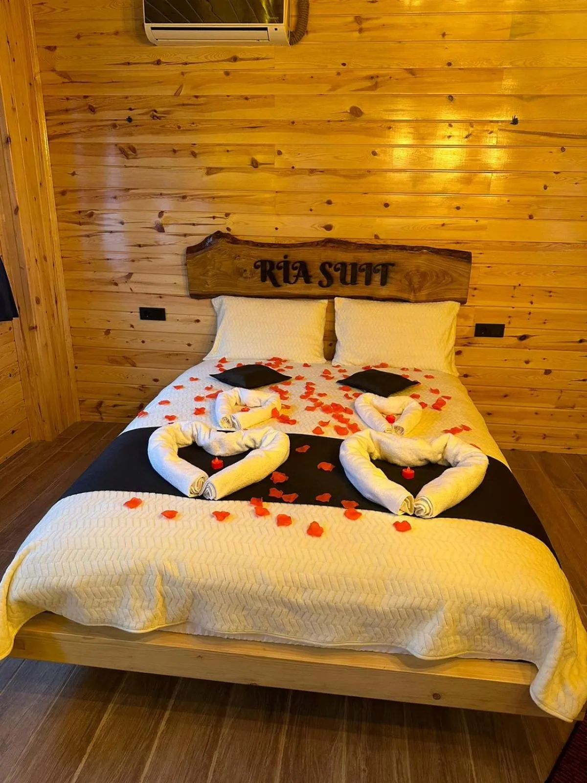 Bed in Ria süit otel bungalov