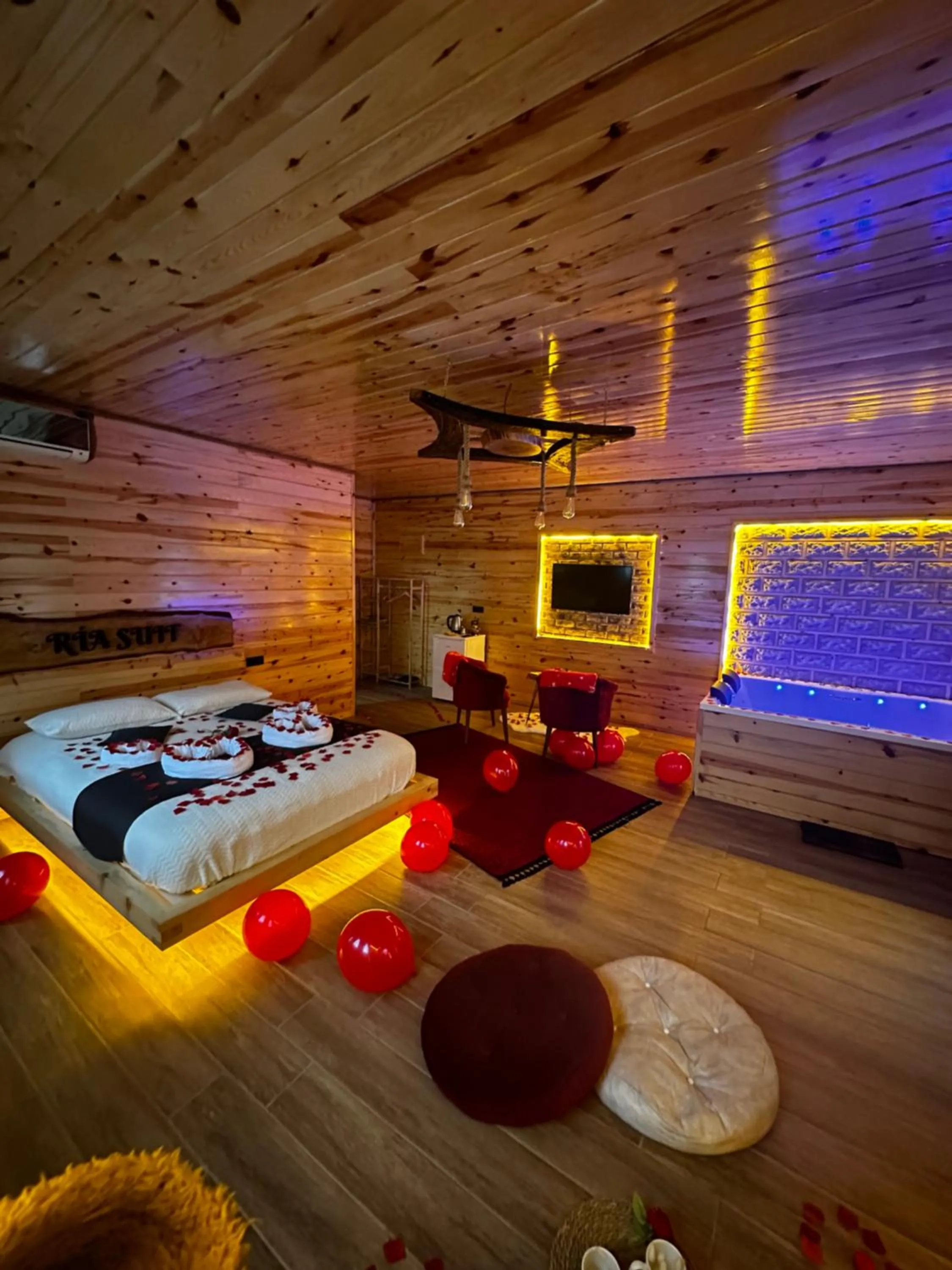 Bed in Ria süit otel bungalov