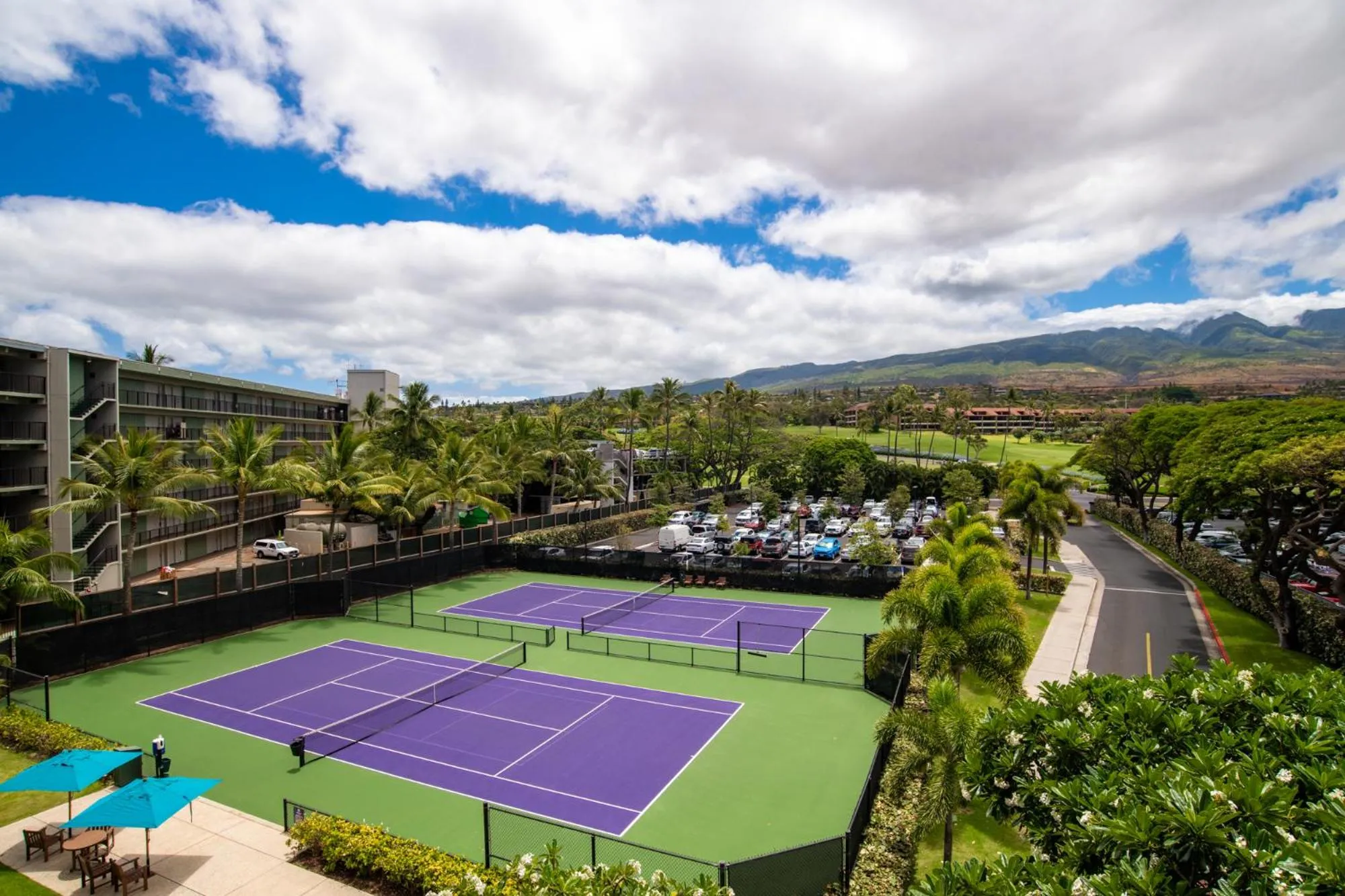 Tennis court in The Whaler Resort