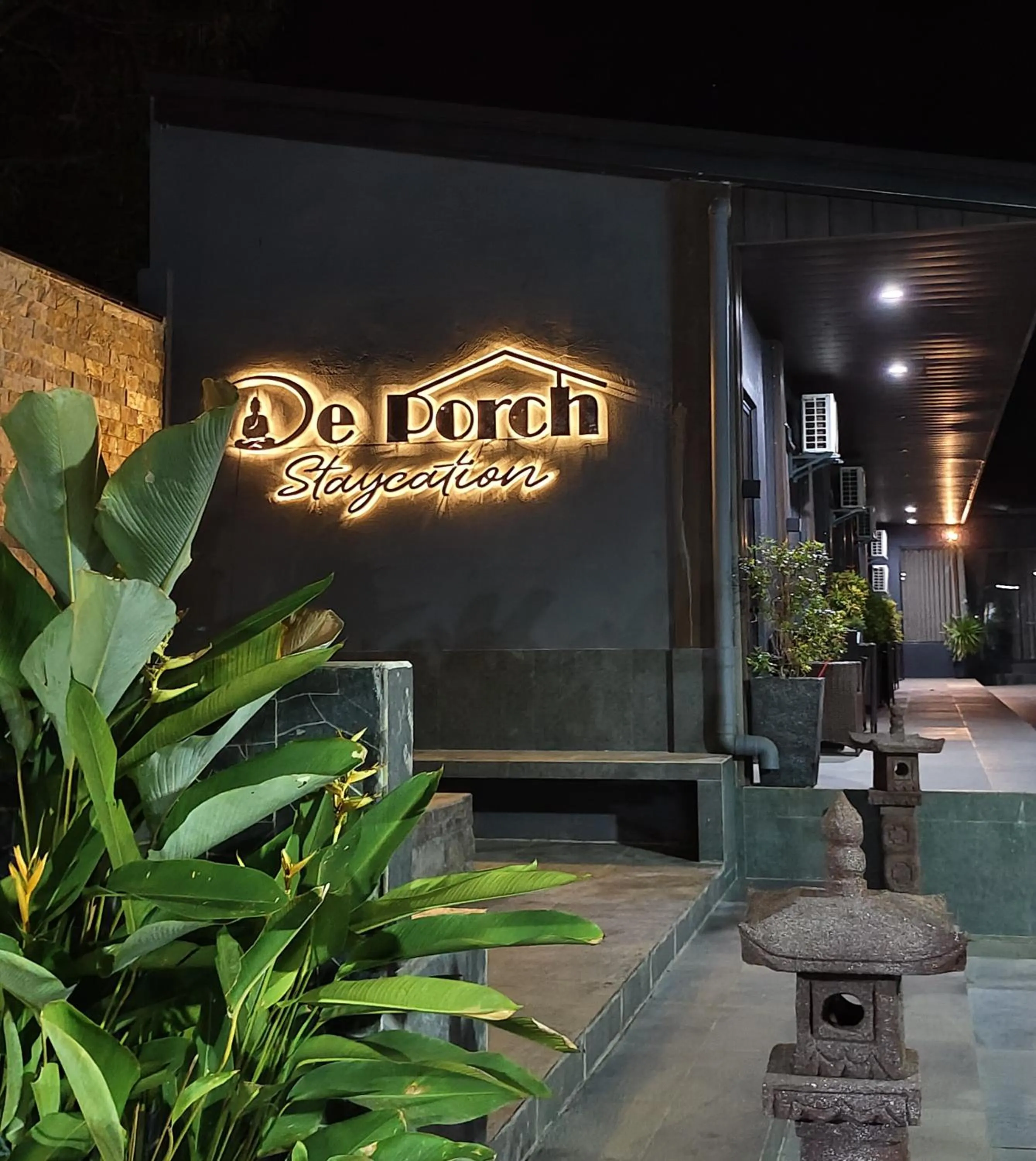 Night in DE PORCH