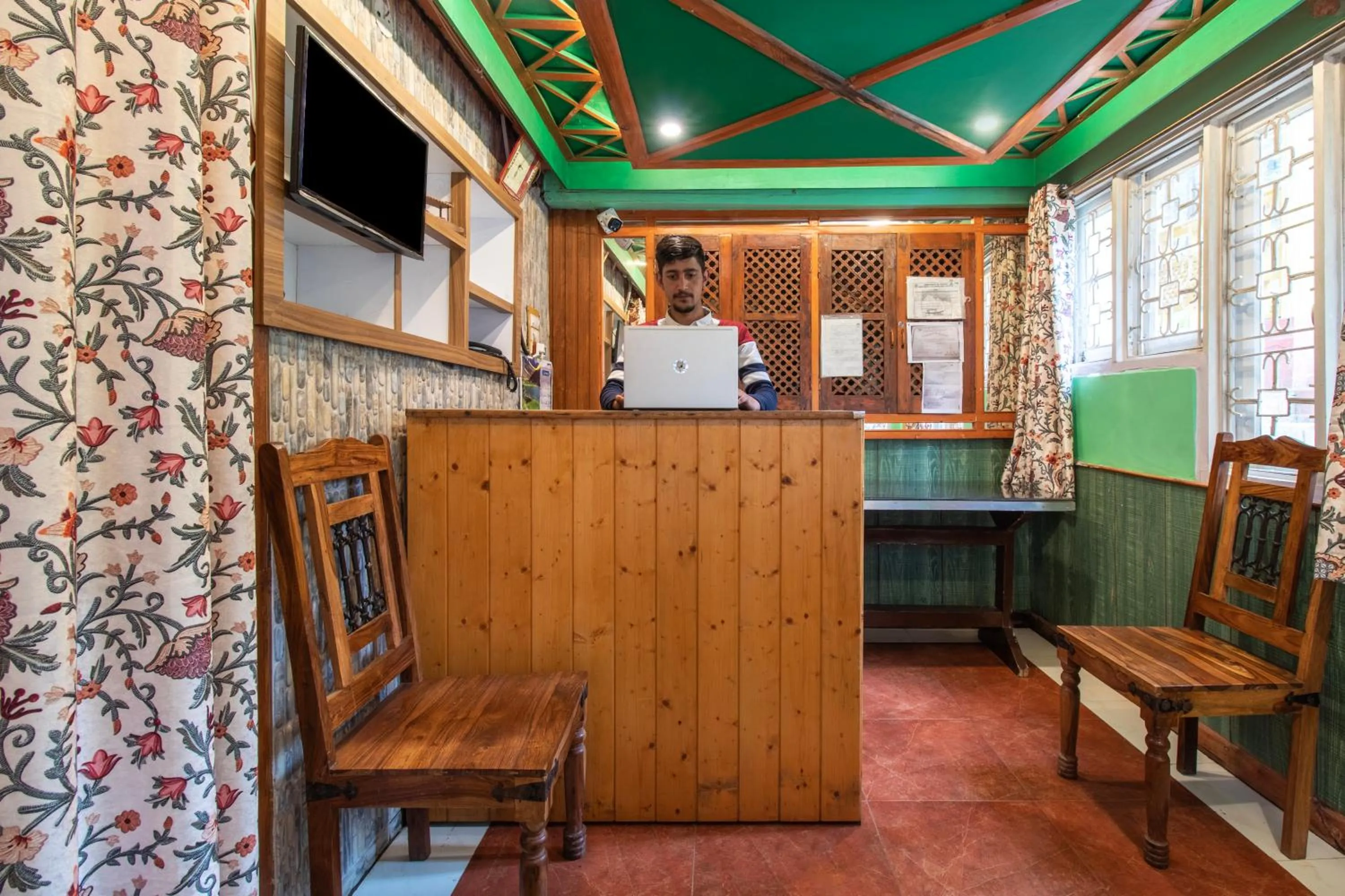 Lobby or reception in Hotel Little Silver