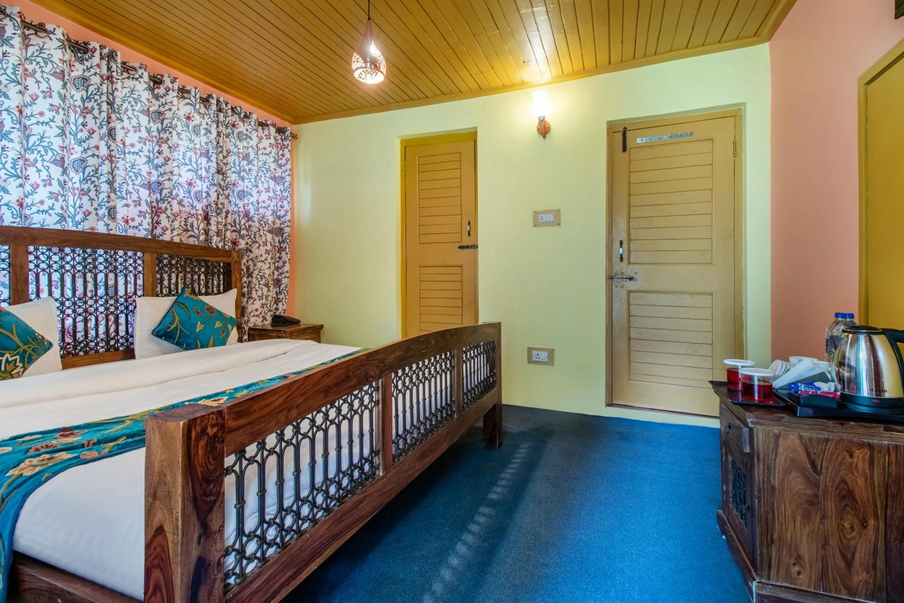 Bed in Hotel Little Silver