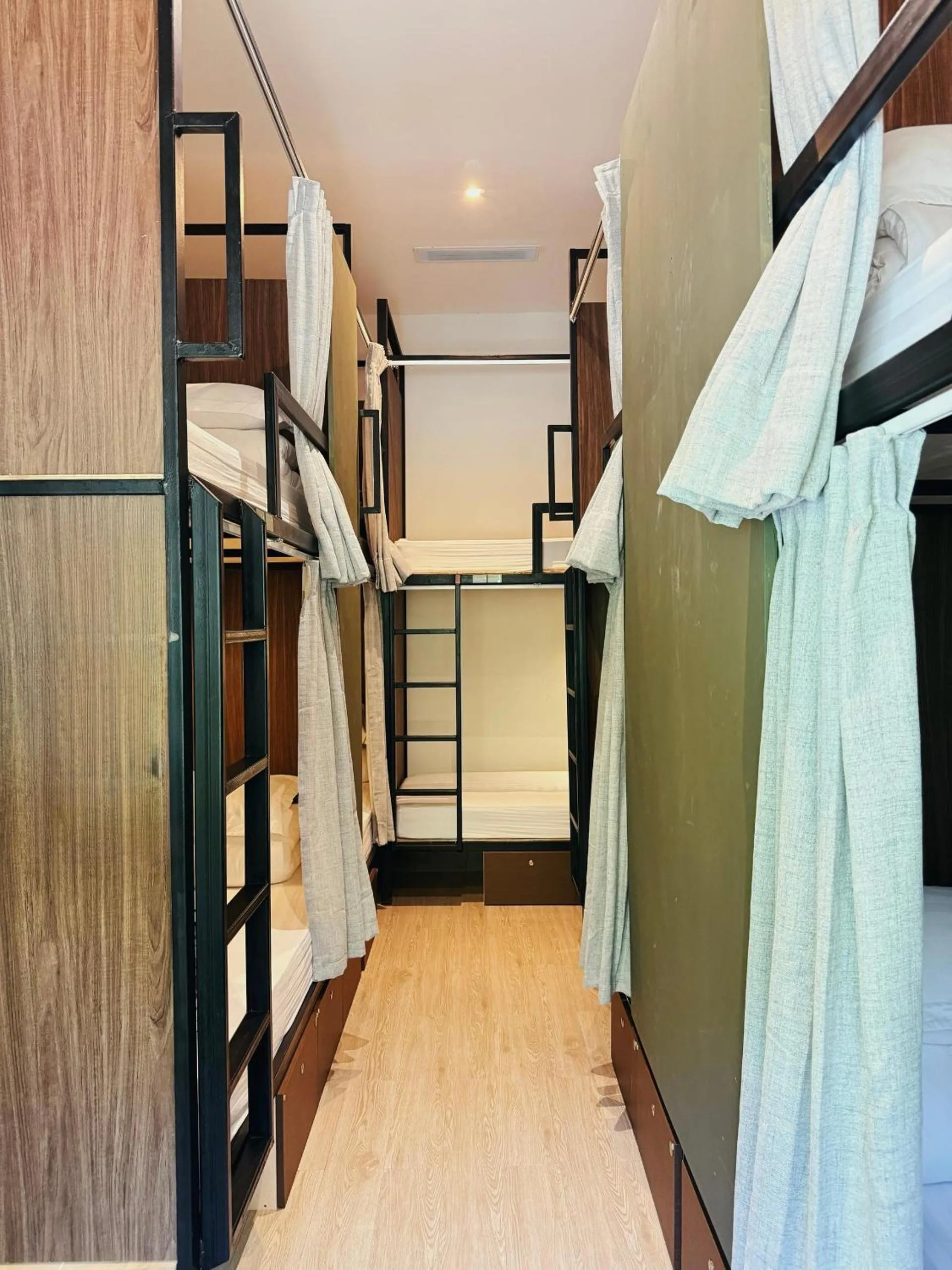 bunk bed, Bed in Jiran Hostel Kota Kinabalu