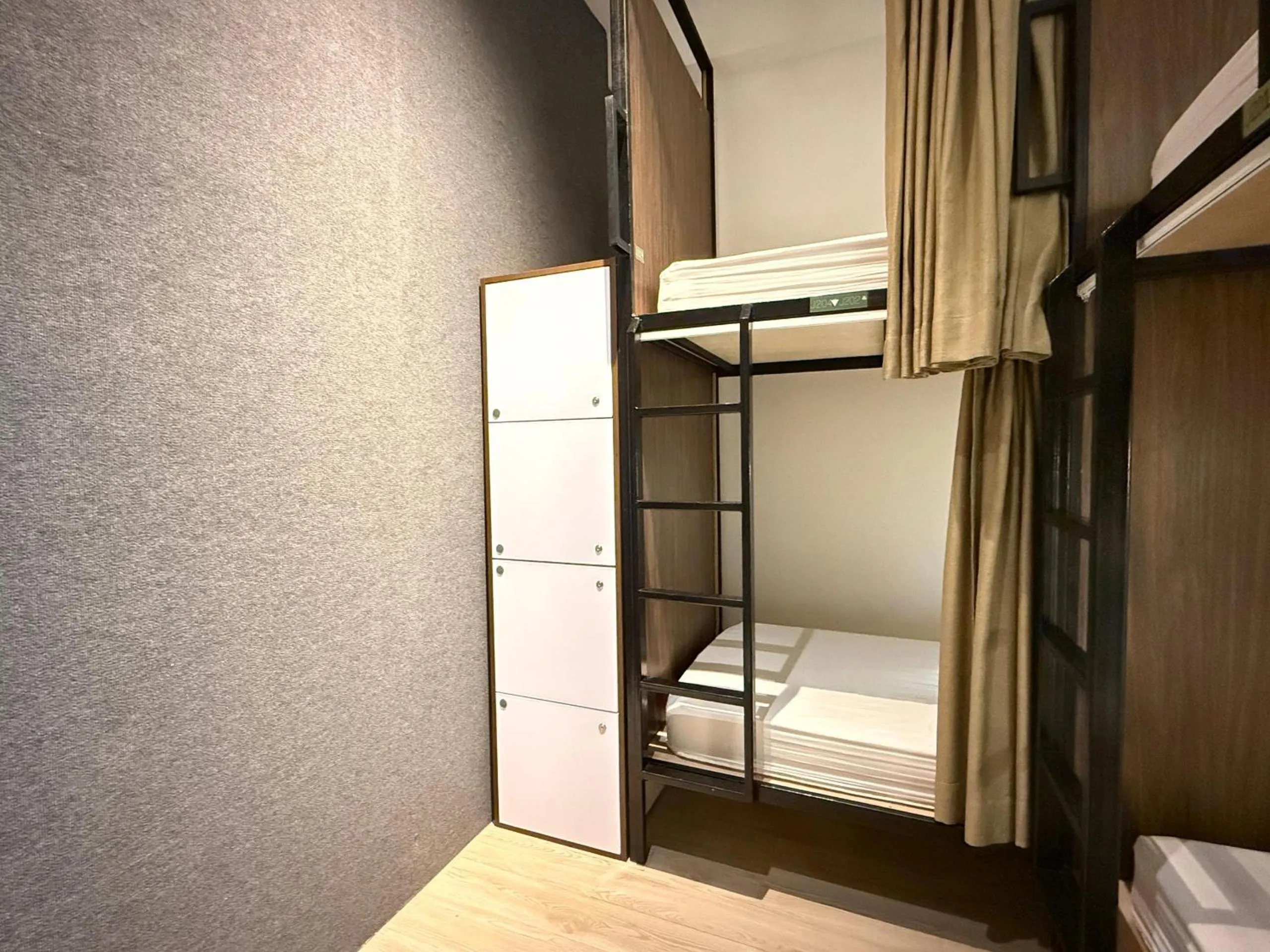 bunk bed, Bed in Jiran Hostel Kota Kinabalu