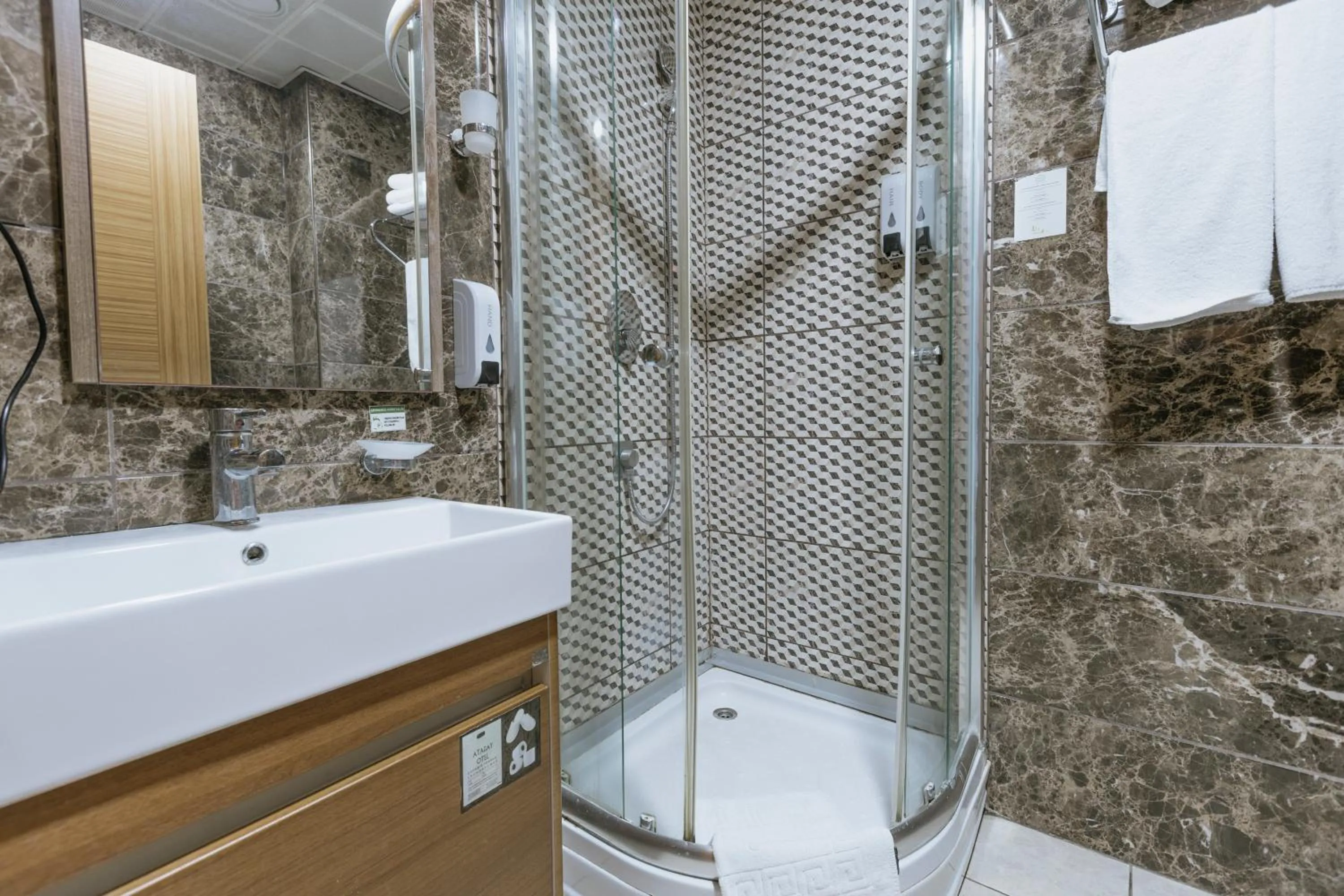 Bathroom in Hotel Atabay