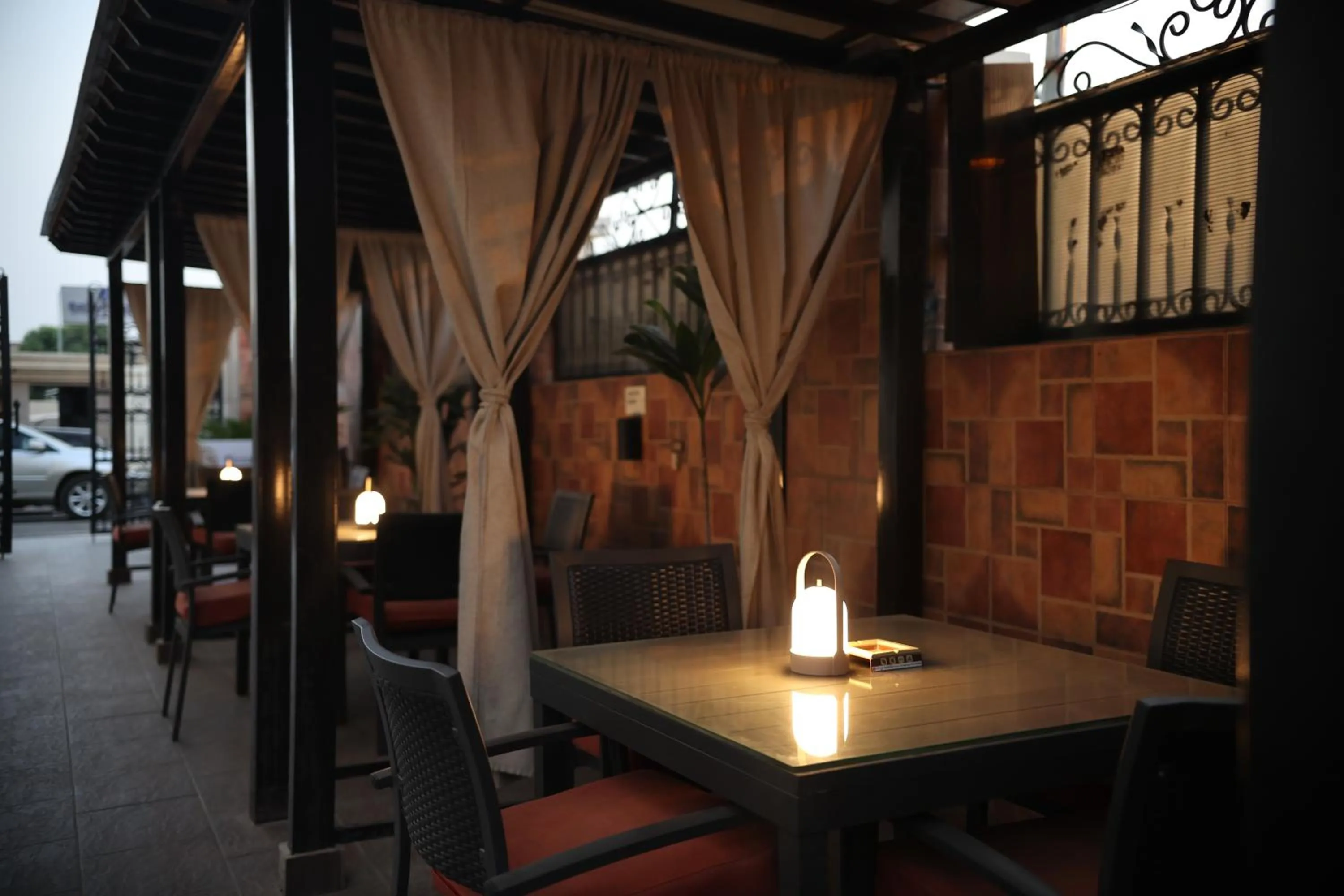 Lounge or bar in Bolton White Hotel - Abuja