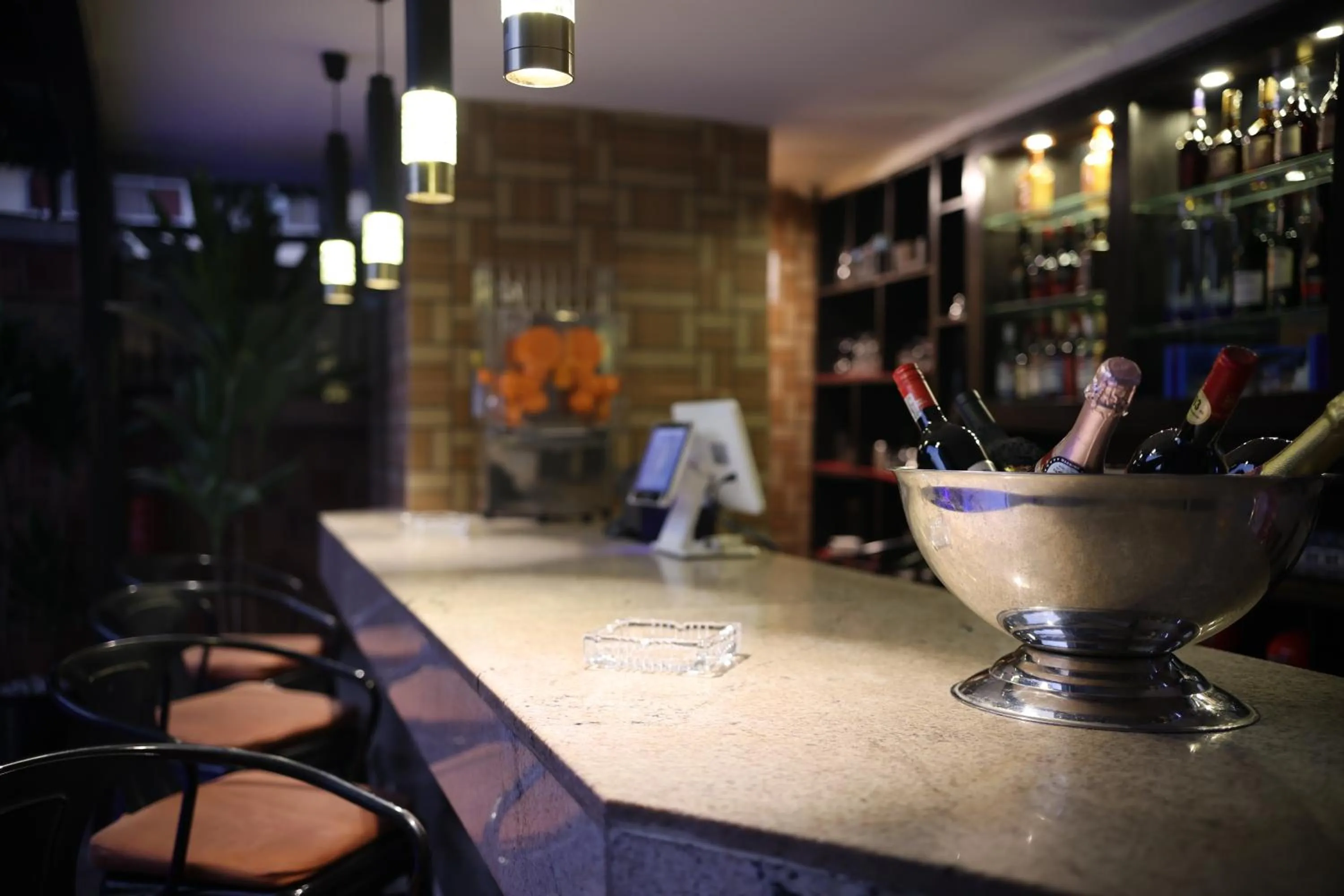 Lounge or bar in Bolton White Hotel - Abuja