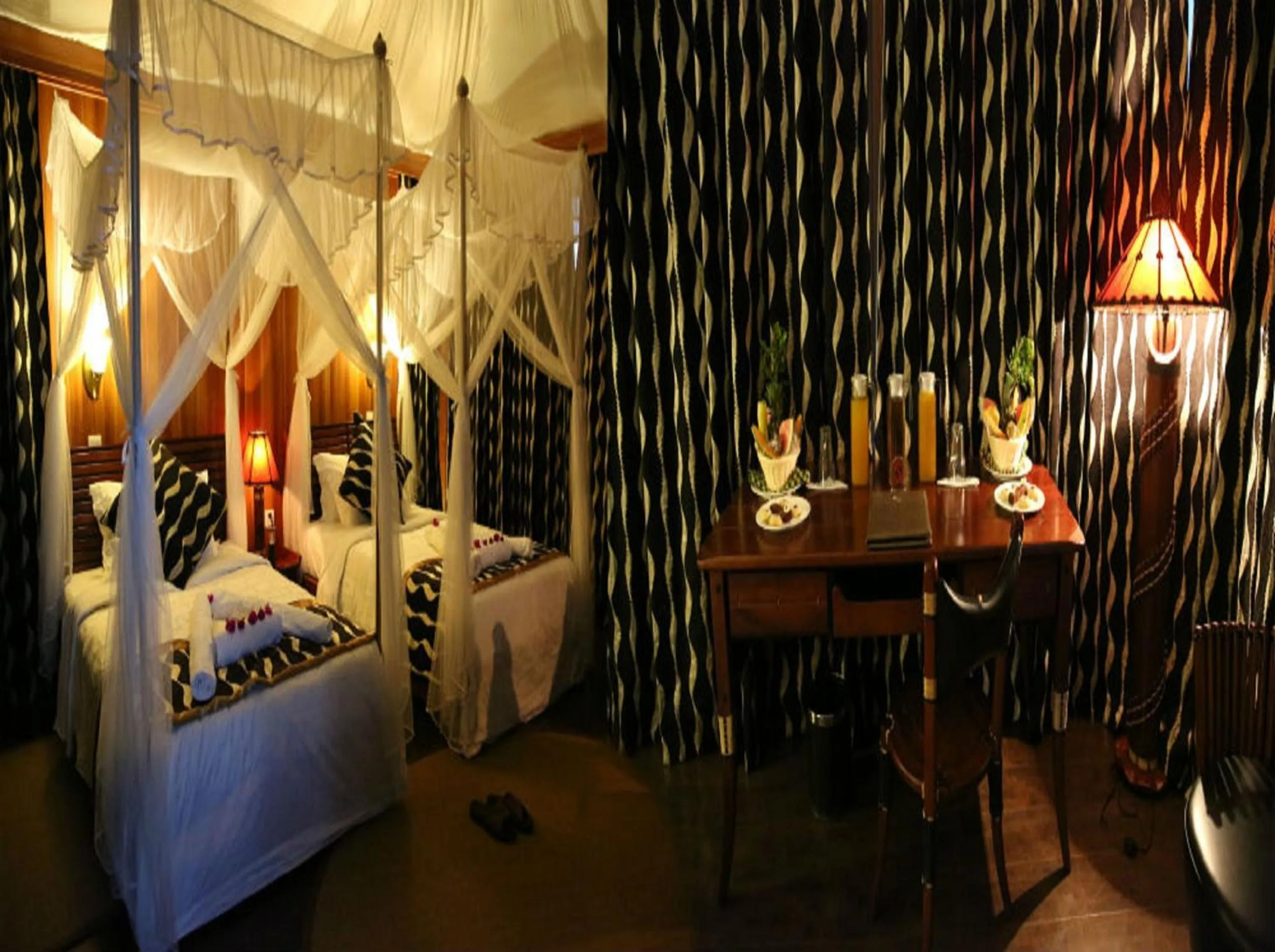 Living room, Bed in AA Lodge Maasai Mara