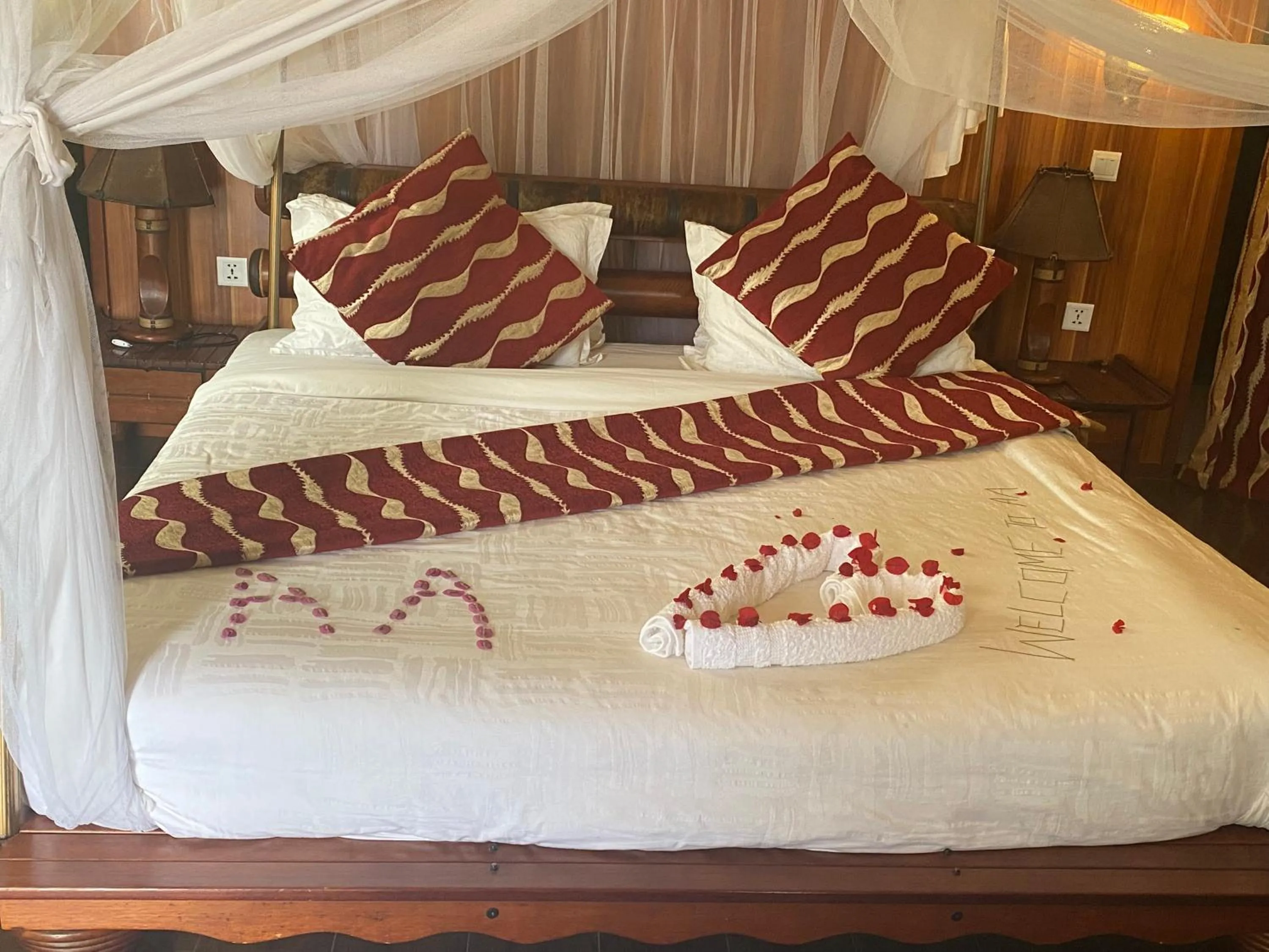 Bed in AA Lodge Maasai Mara