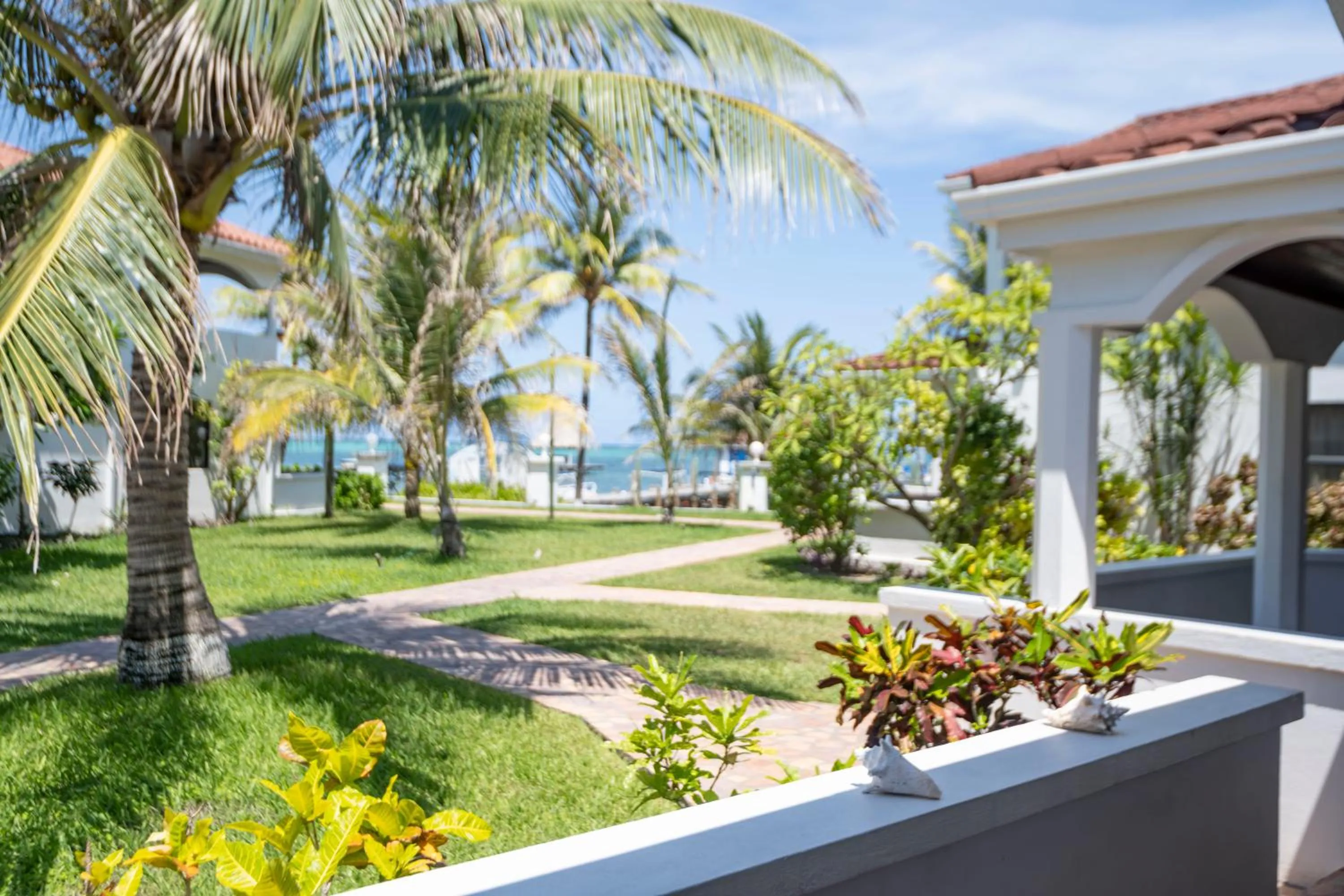 Garden in Isla Bonita Yacht Club
