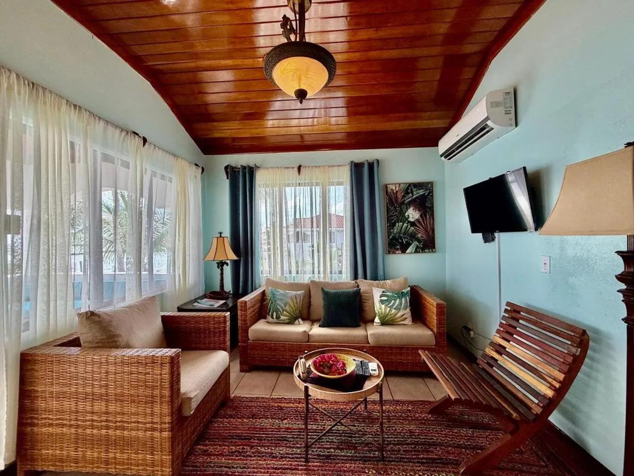 Living room in Isla Bonita Yacht Club
