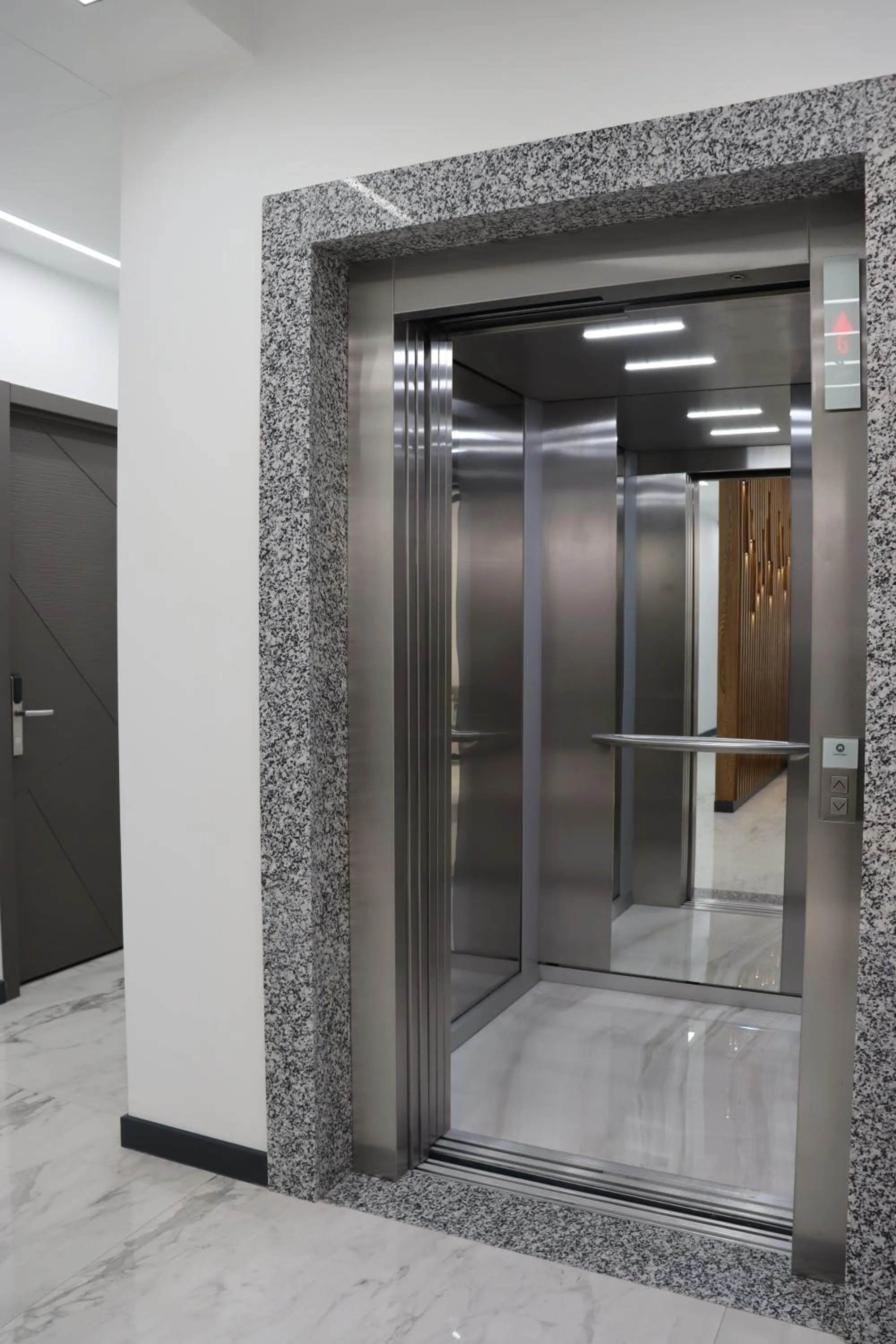 elevator in Orion ApartHotel