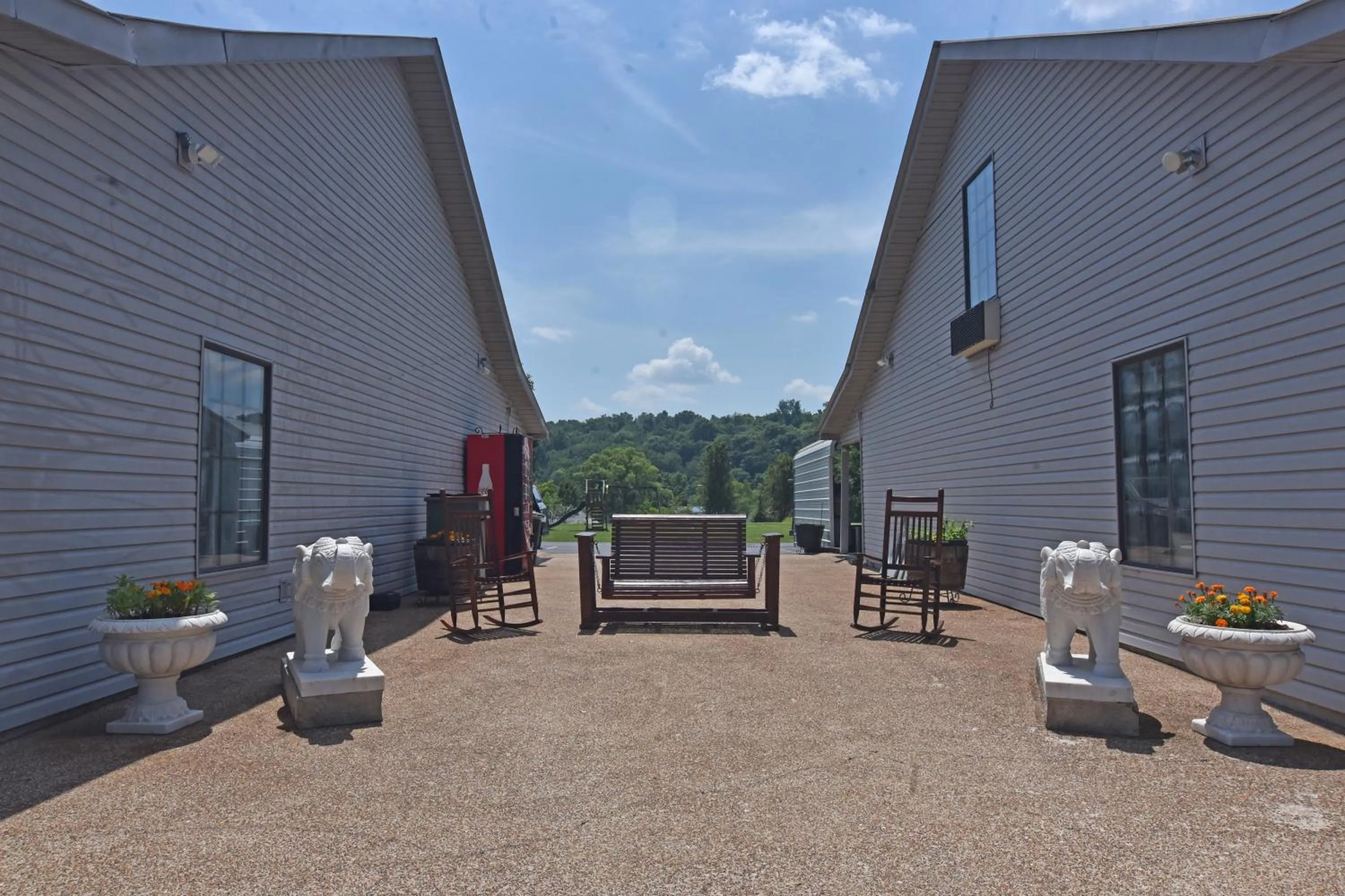 Lynchburg Country Inn