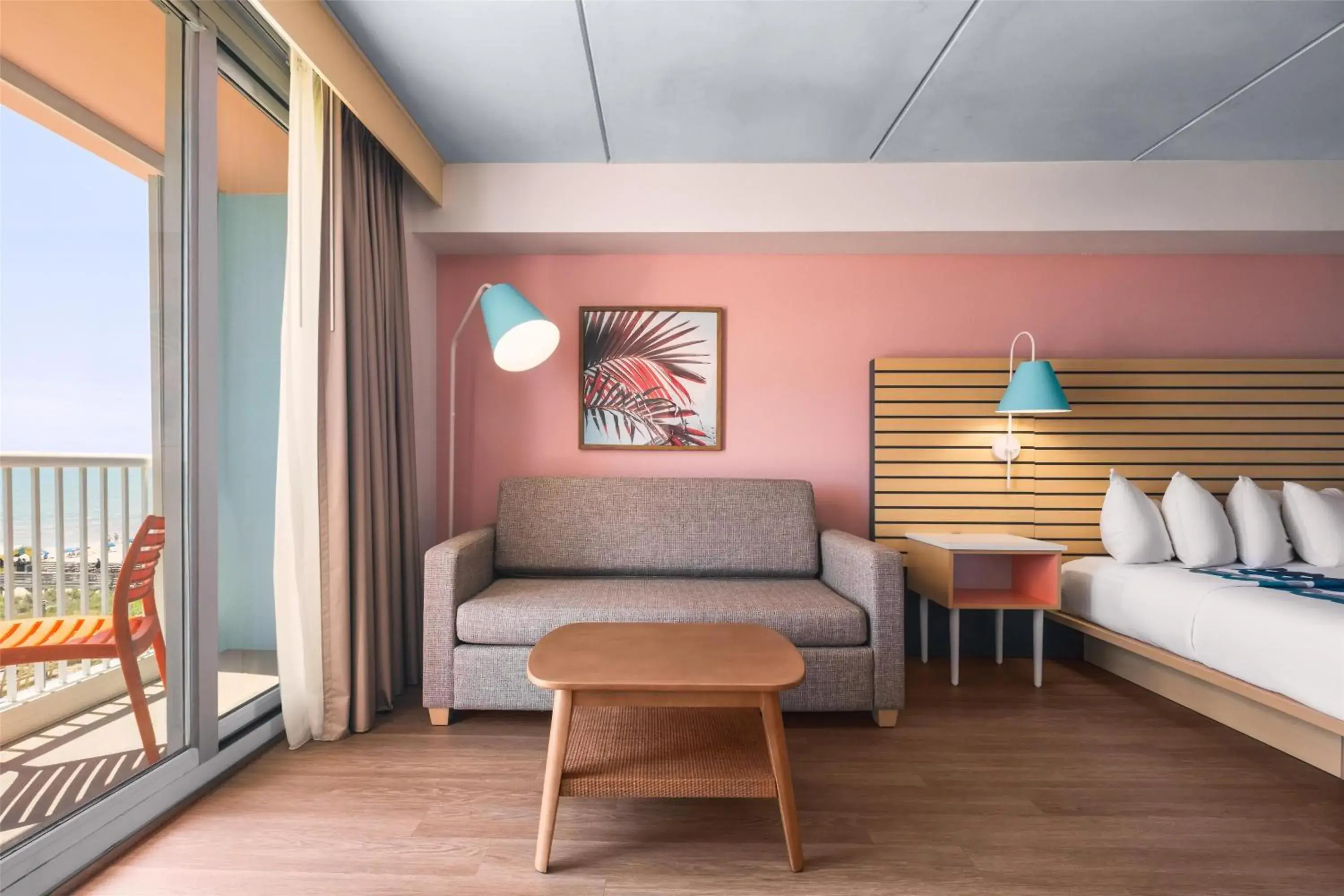 King Room with Oceanfront View in Golden Sands Carolina Beach Oceanfront, Tapestry by Hilton King Room with Oceanfront View in Golden Sands Carolina Beach Oceanfront, Tapestry by Hilton