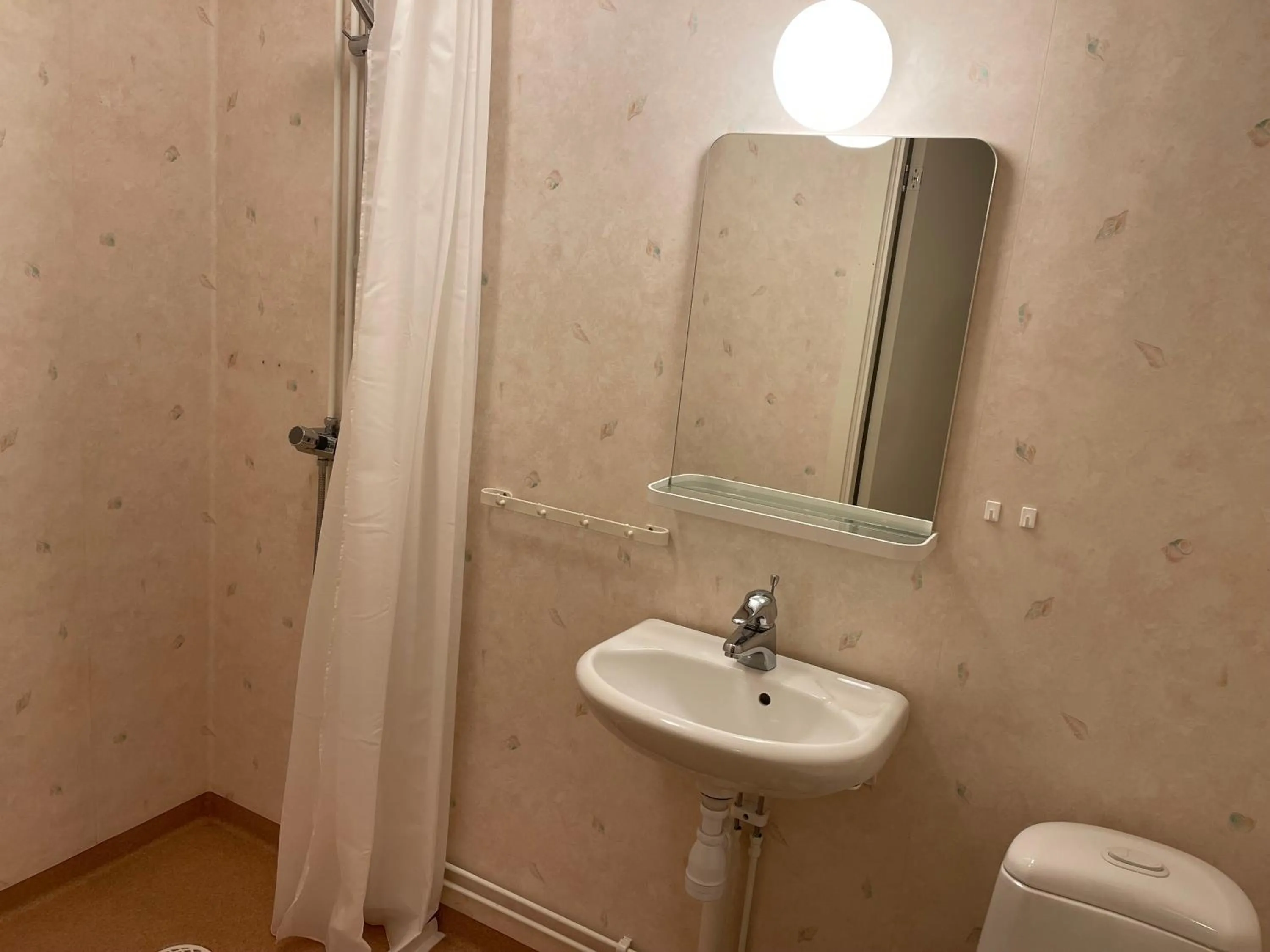 Bathroom in Hotell Luspen