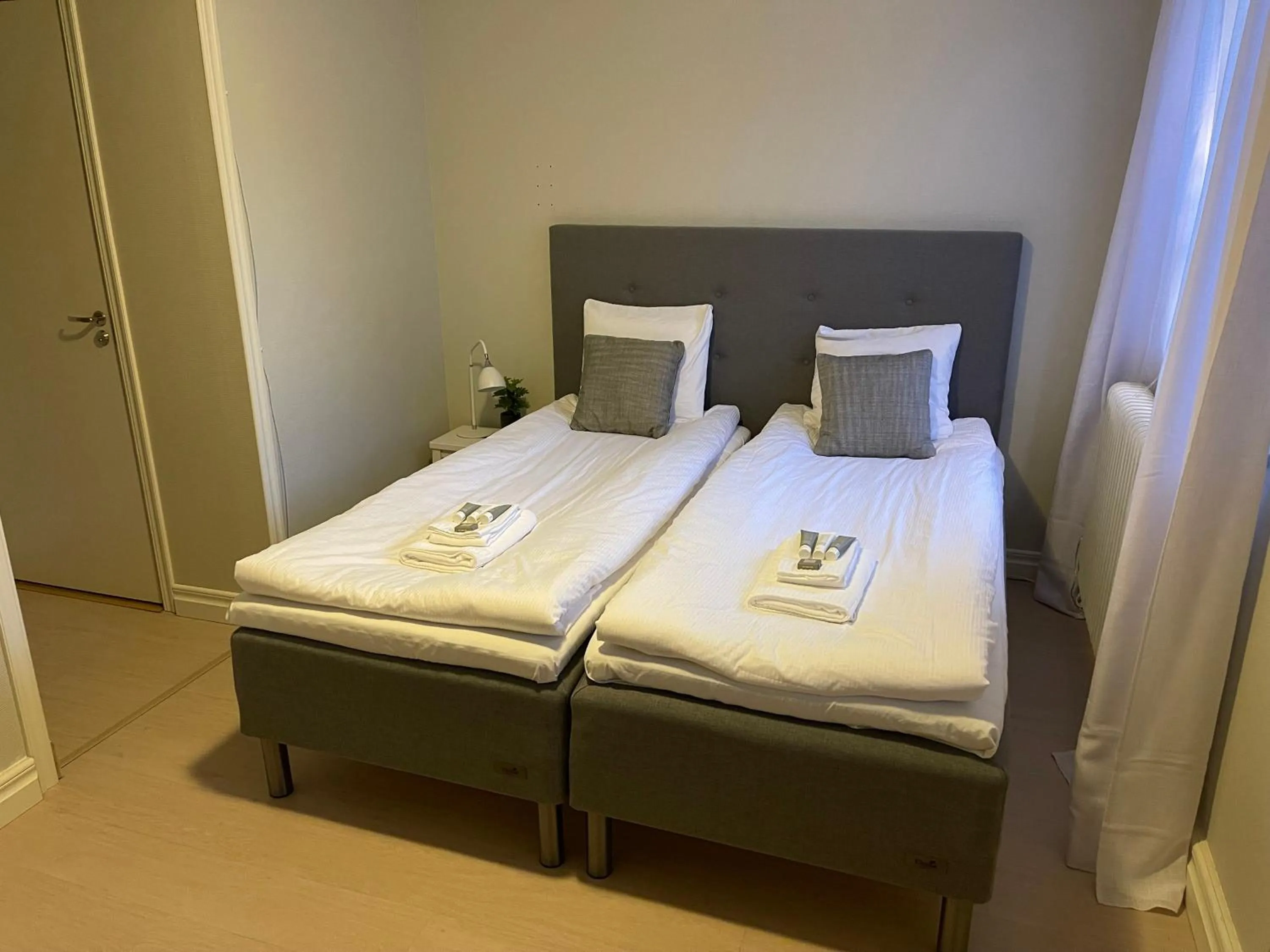 Bed in Hotell Luspen