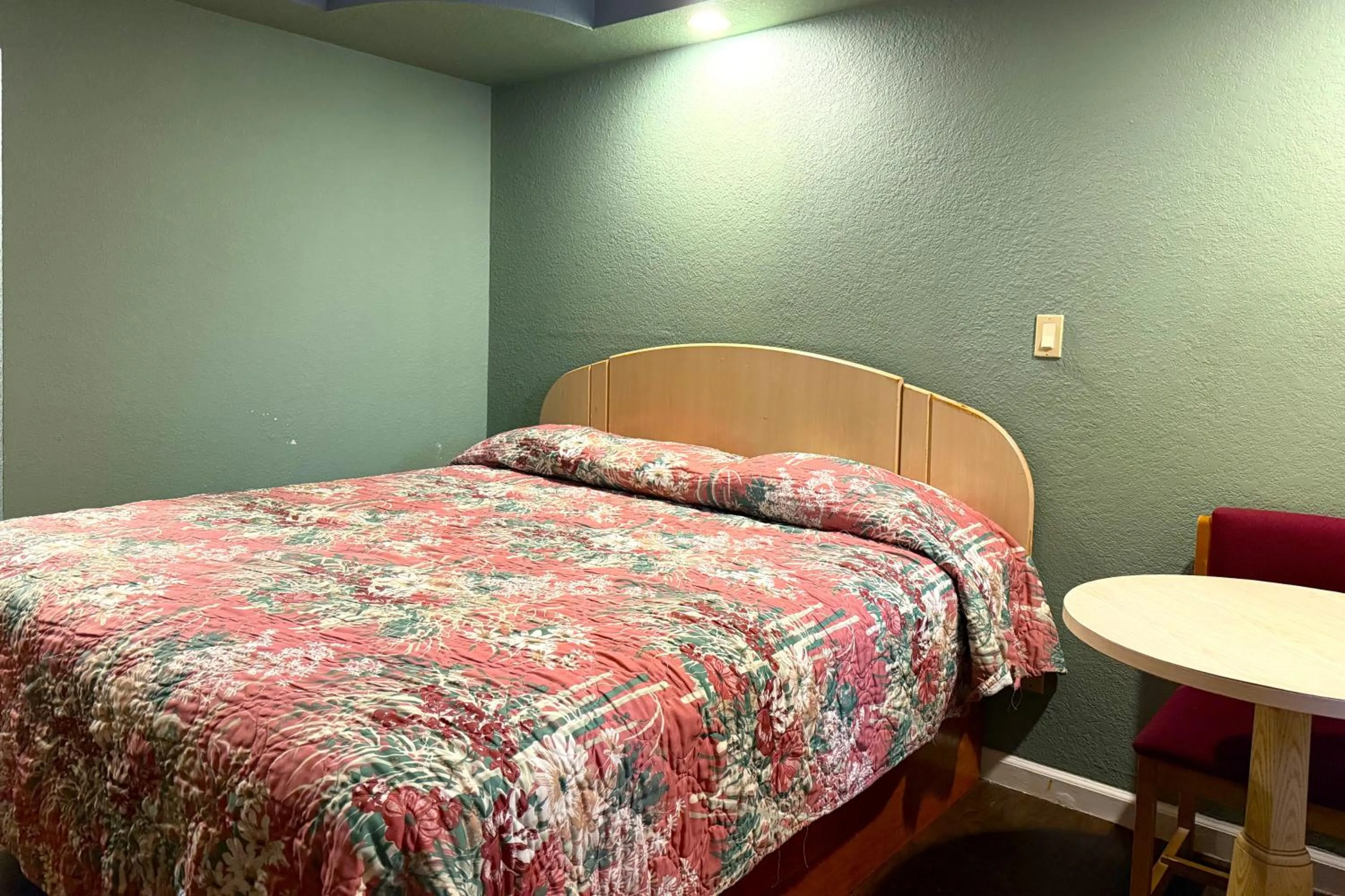 Bedroom, Bed in Budget Inn By OYO Corpus Christi Beach