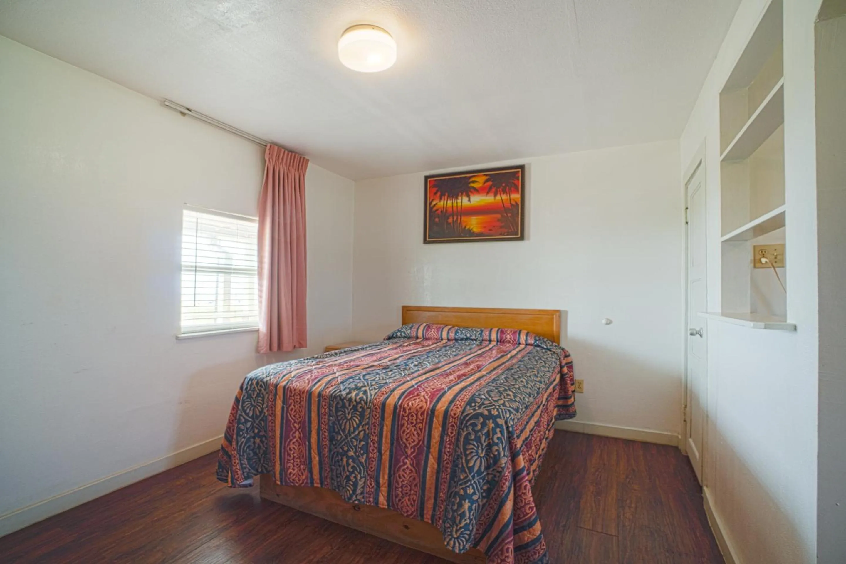 Bedroom, Bed in Budget Inn By OYO Corpus Christi Beach