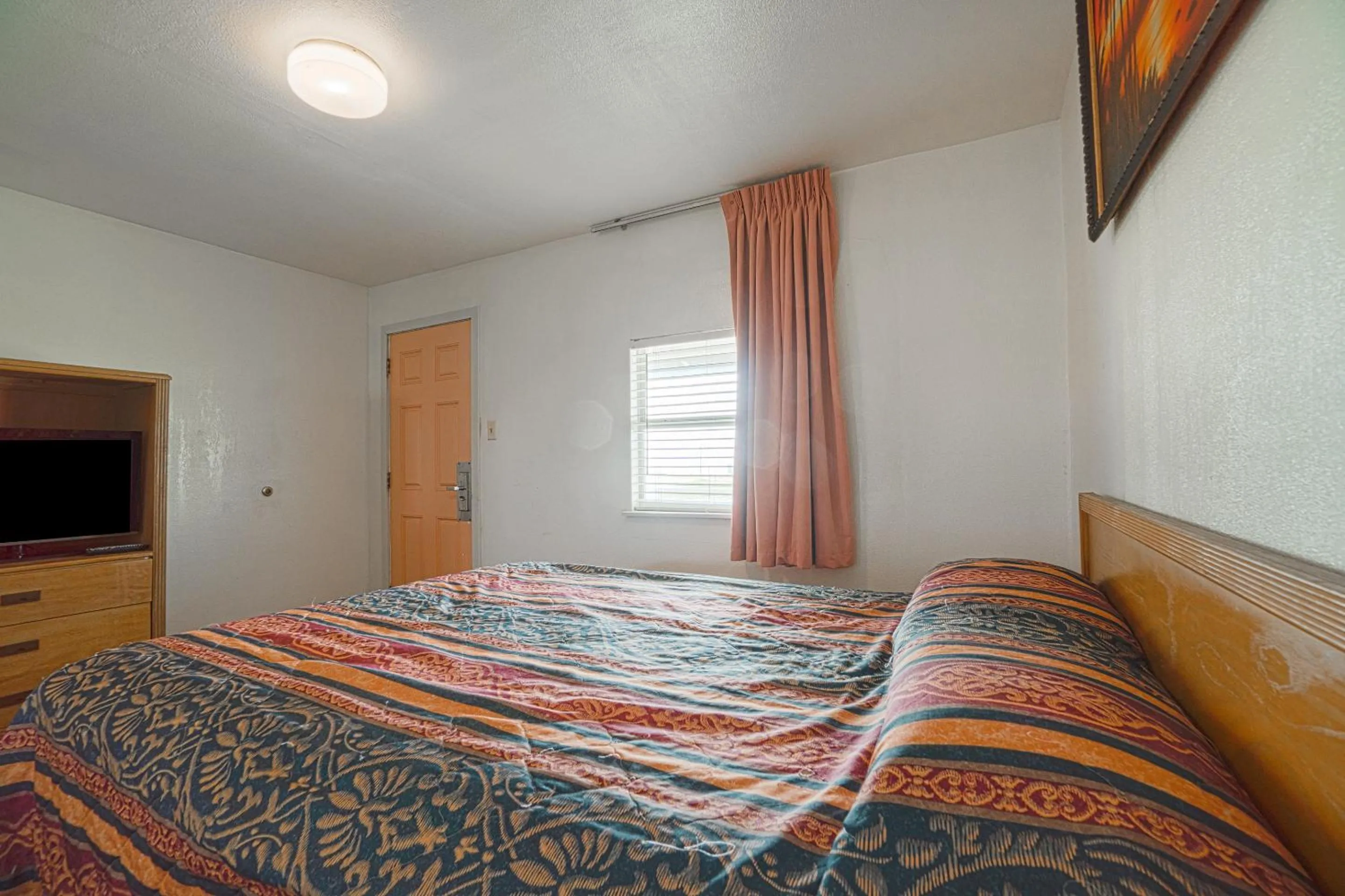 Bedroom, Bed in Budget Inn By OYO Corpus Christi Beach