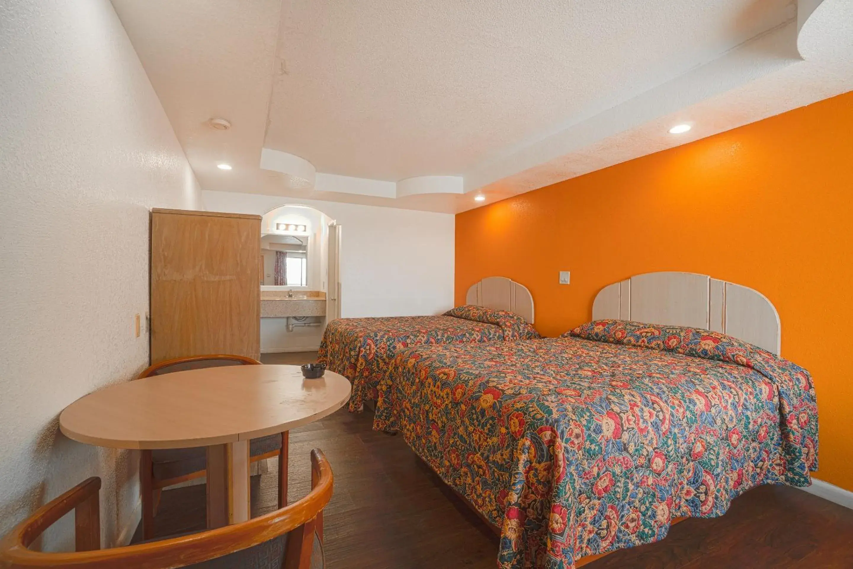 2 Queen Bed Smoking in Budget Inn By OYO Corpus Christi Beach 2 Queen Bed Smoking in Budget Inn By OYO Corpus Christi Beach