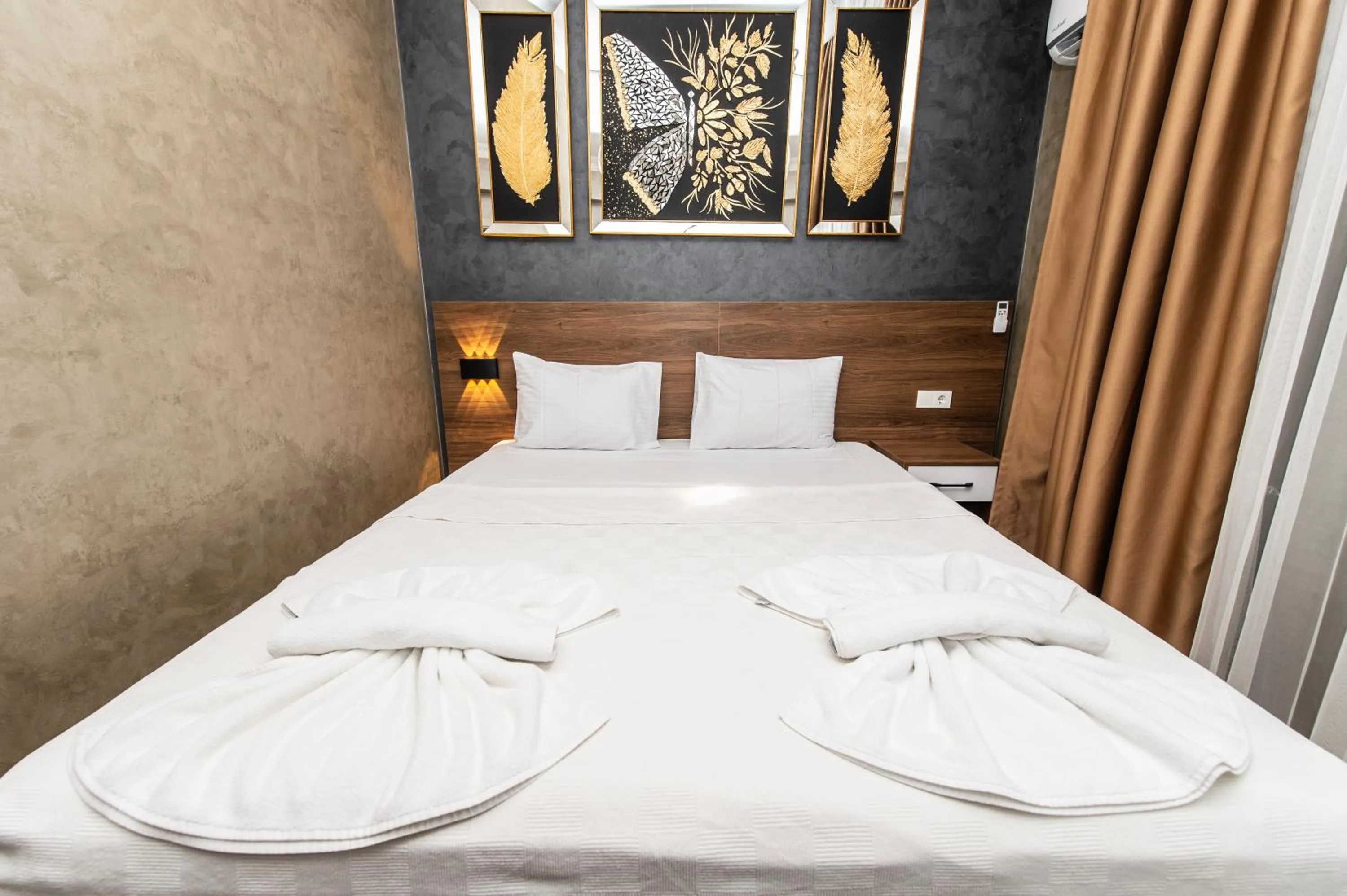 Bedroom, Bed in Blue Vista Houses & Spa