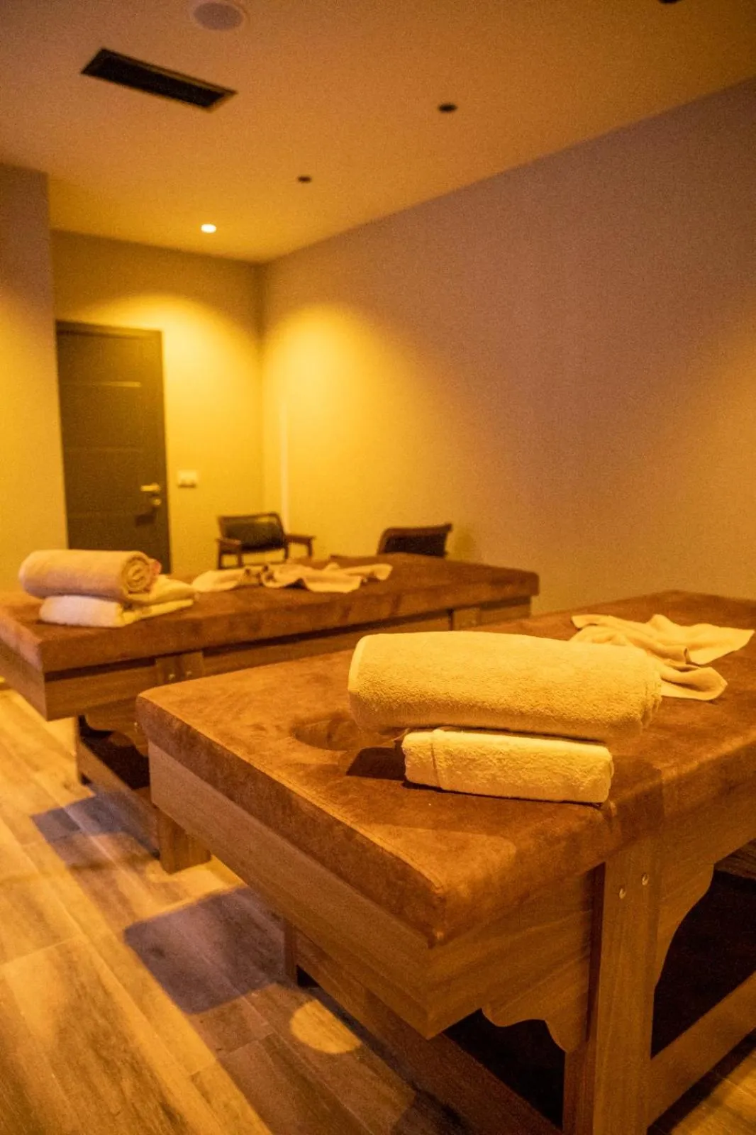 Massage in Blue Vista Houses & Spa