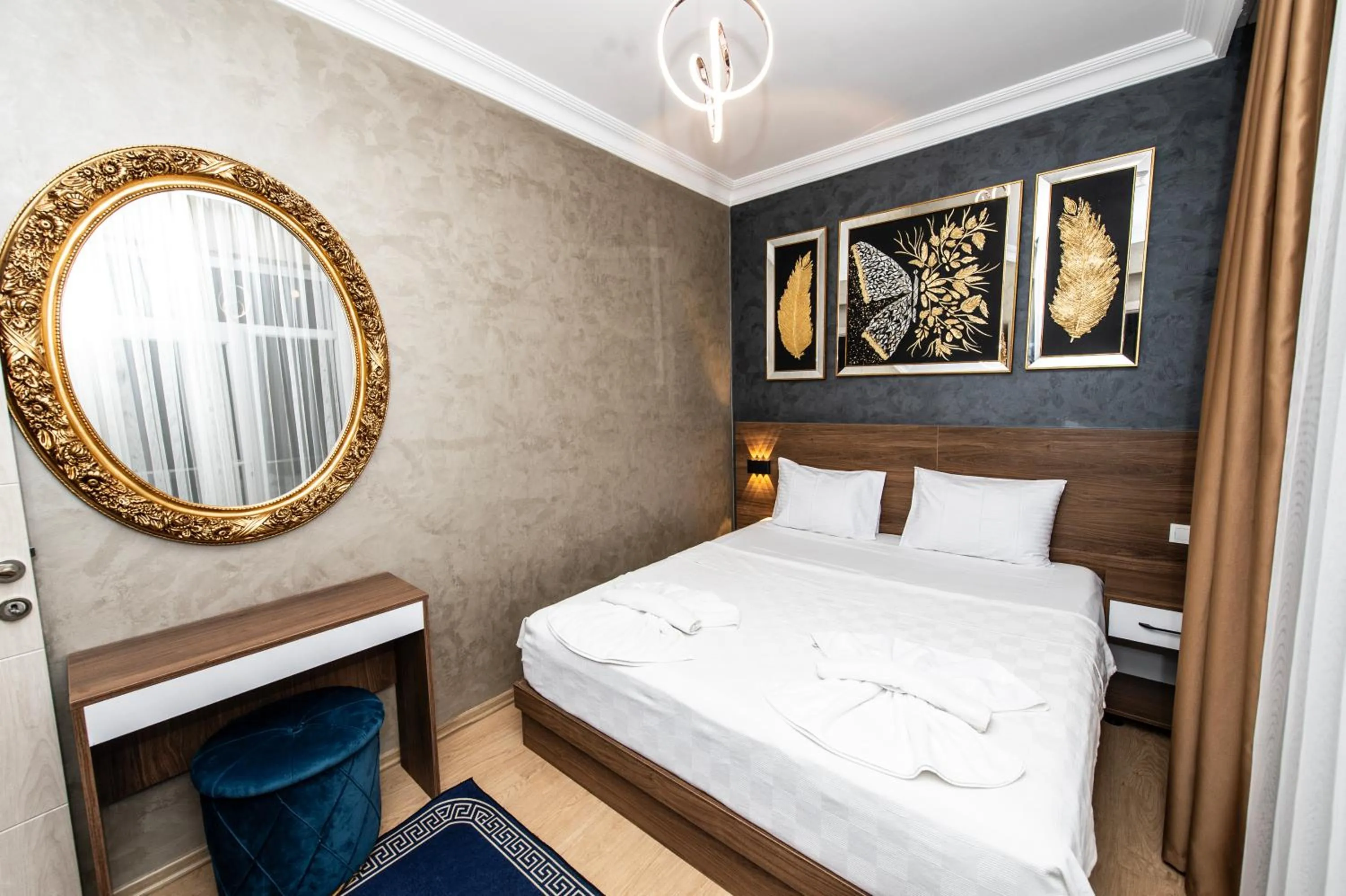 Bed in Blue Vista Houses & Spa