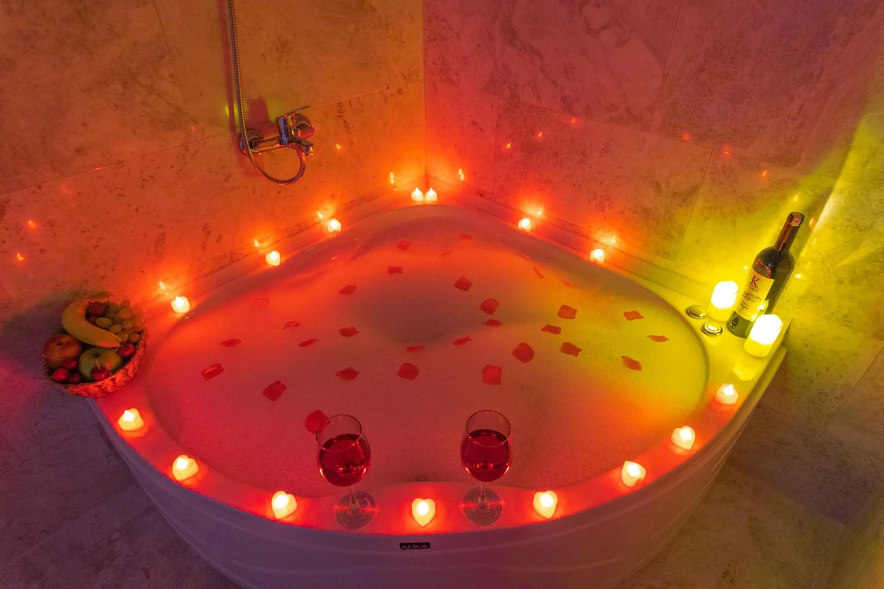 Hot Tub in Cordial Cappadocia Hotel