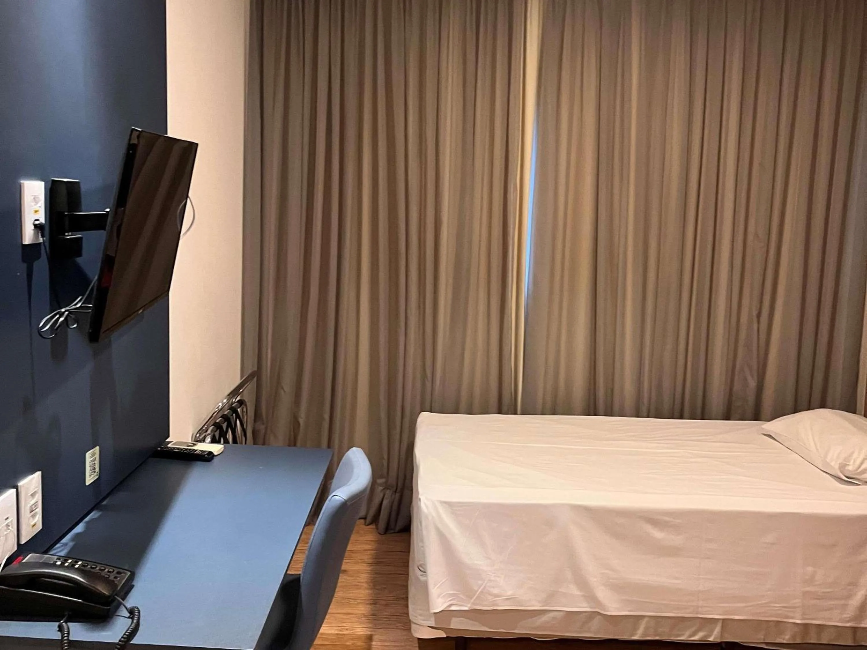 Bedroom, Bed in ibis Styles Confins Aeroporto