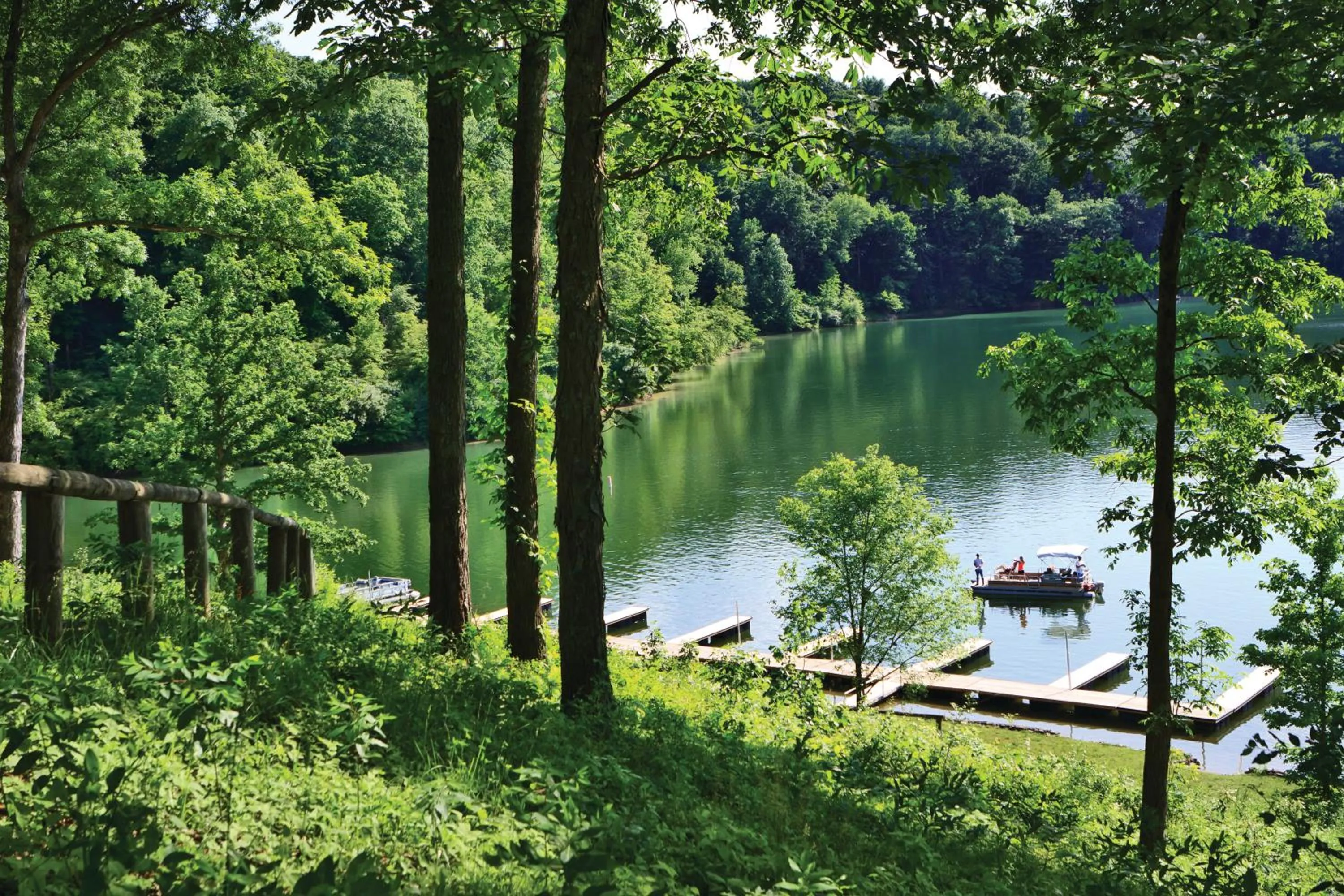 Natural landscape in Burr Oak Lodge and Conference Center
