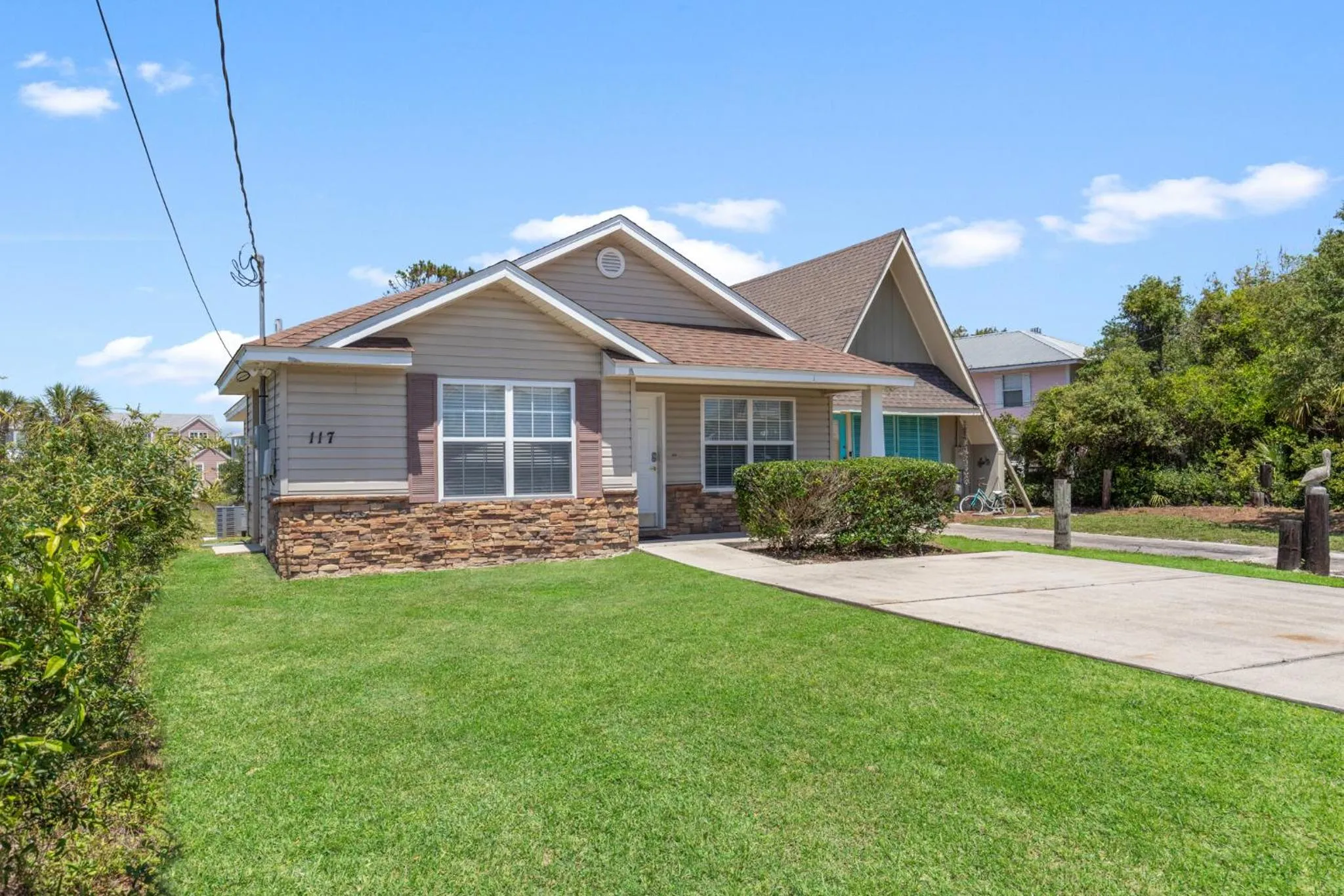 Other in 117 Palm Beach Dr - Palm Breezy