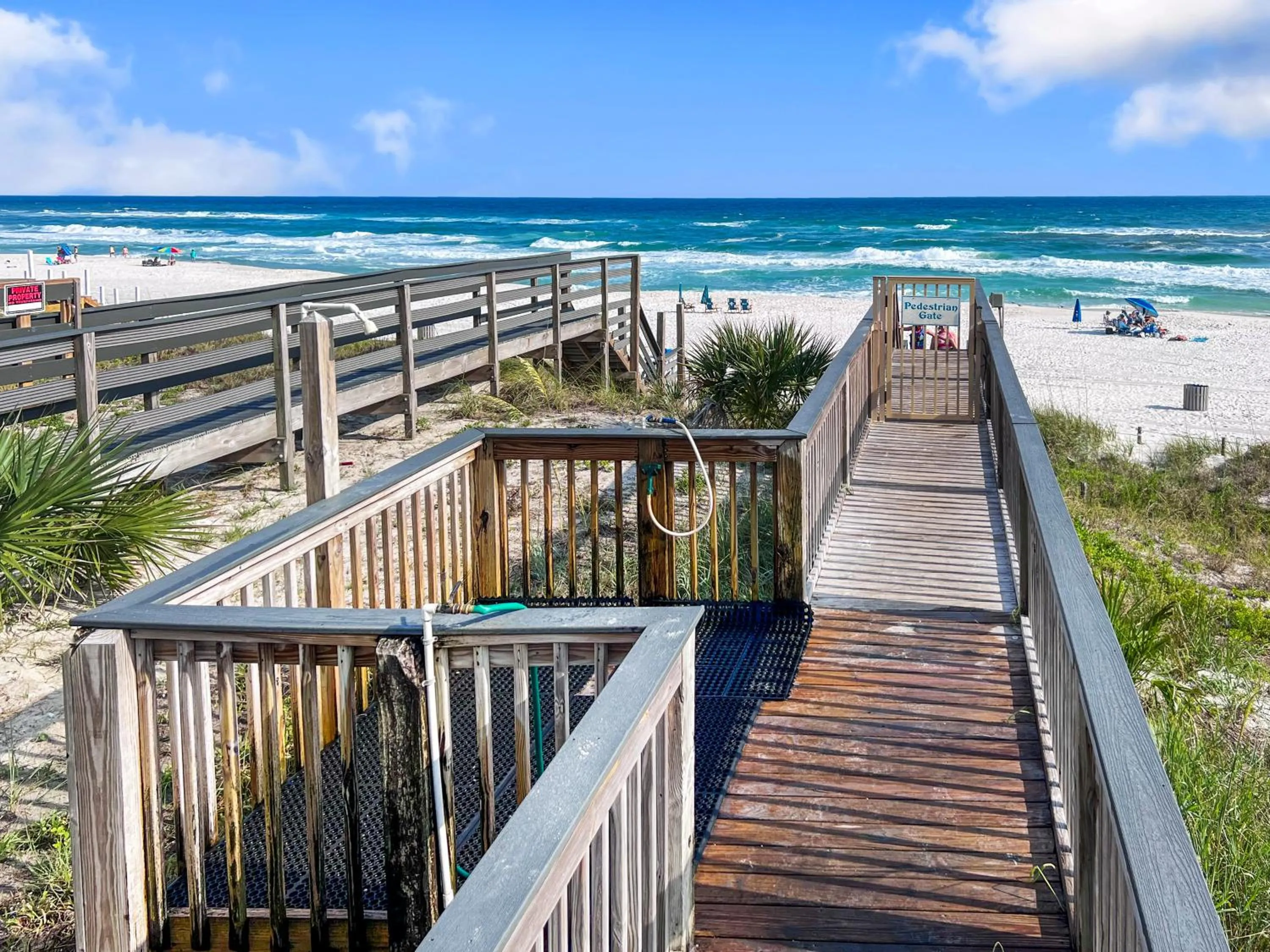 Nearby landmark in 136 La Valencia Cir - At Peace