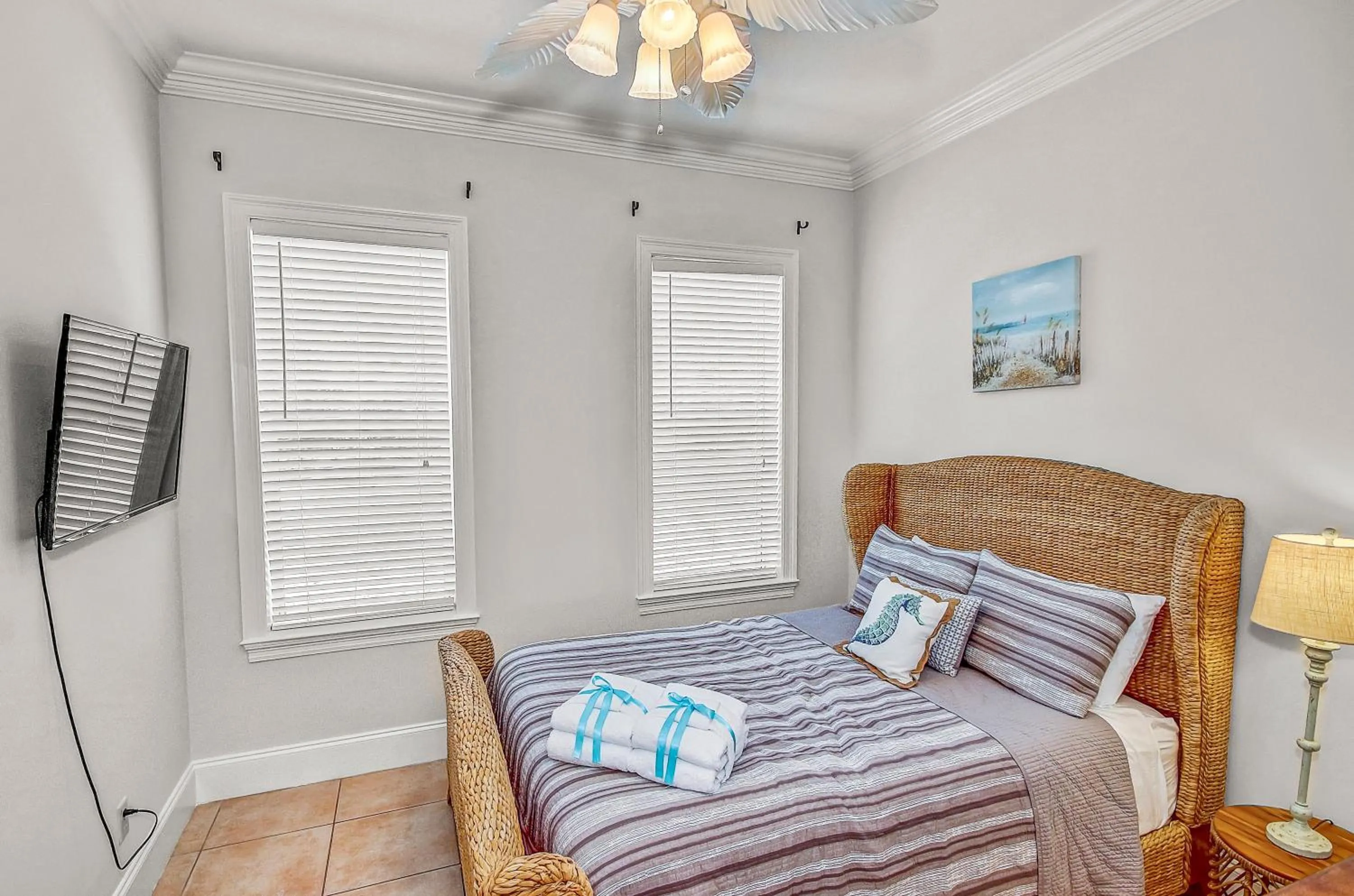 Bed in 136 La Valencia Cir - At Peace