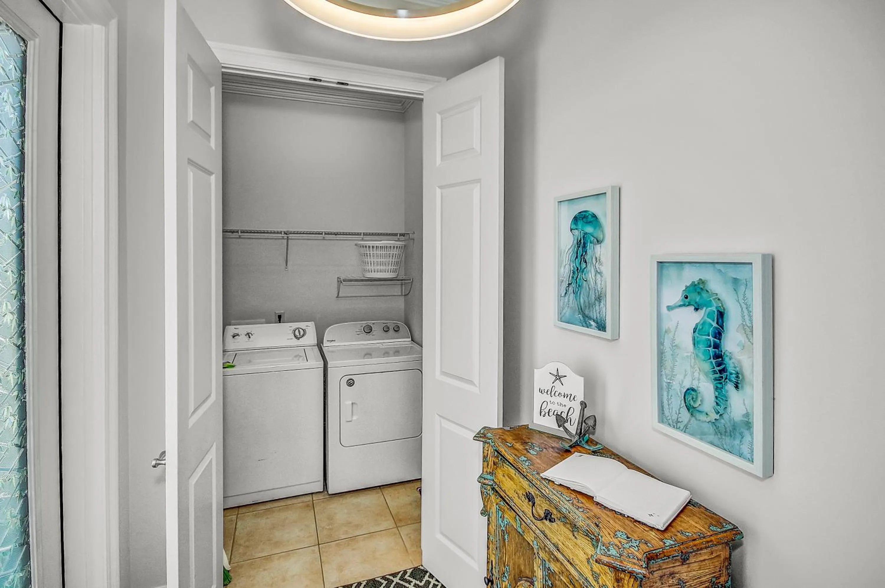 laundry in 136 La Valencia Cir - At Peace