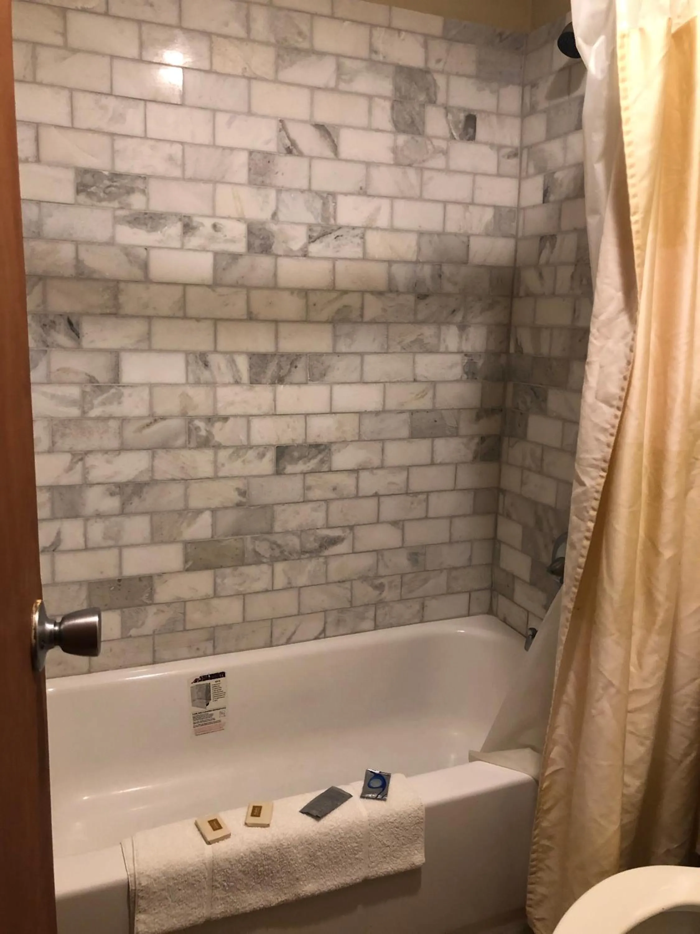 Bathroom in Americas Best Inn - Savannah I-95