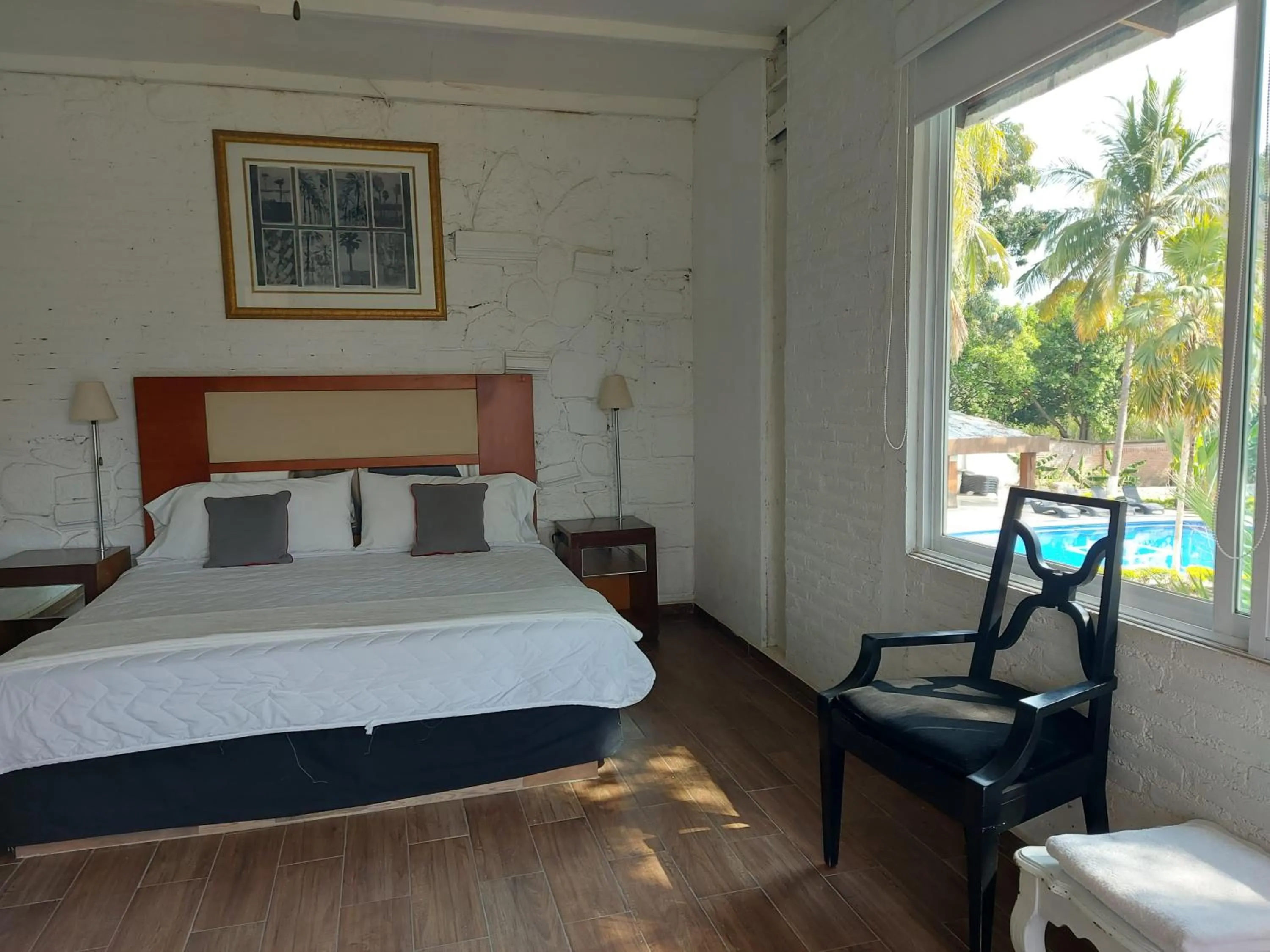 Photo of the whole room, Bed in Casa De La O Yautepec