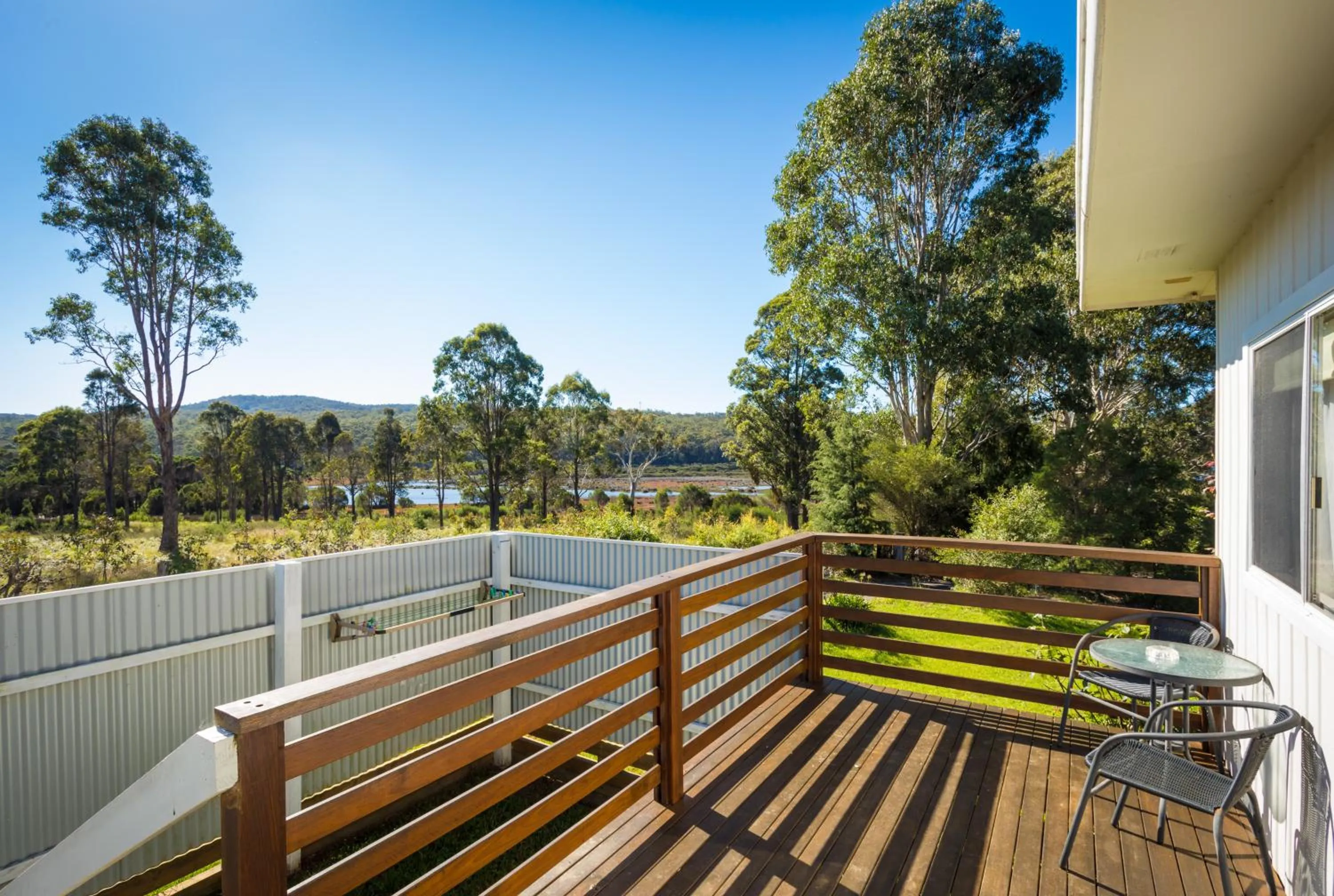 Balcony/Terrace in Top of the Lake Holiday Units