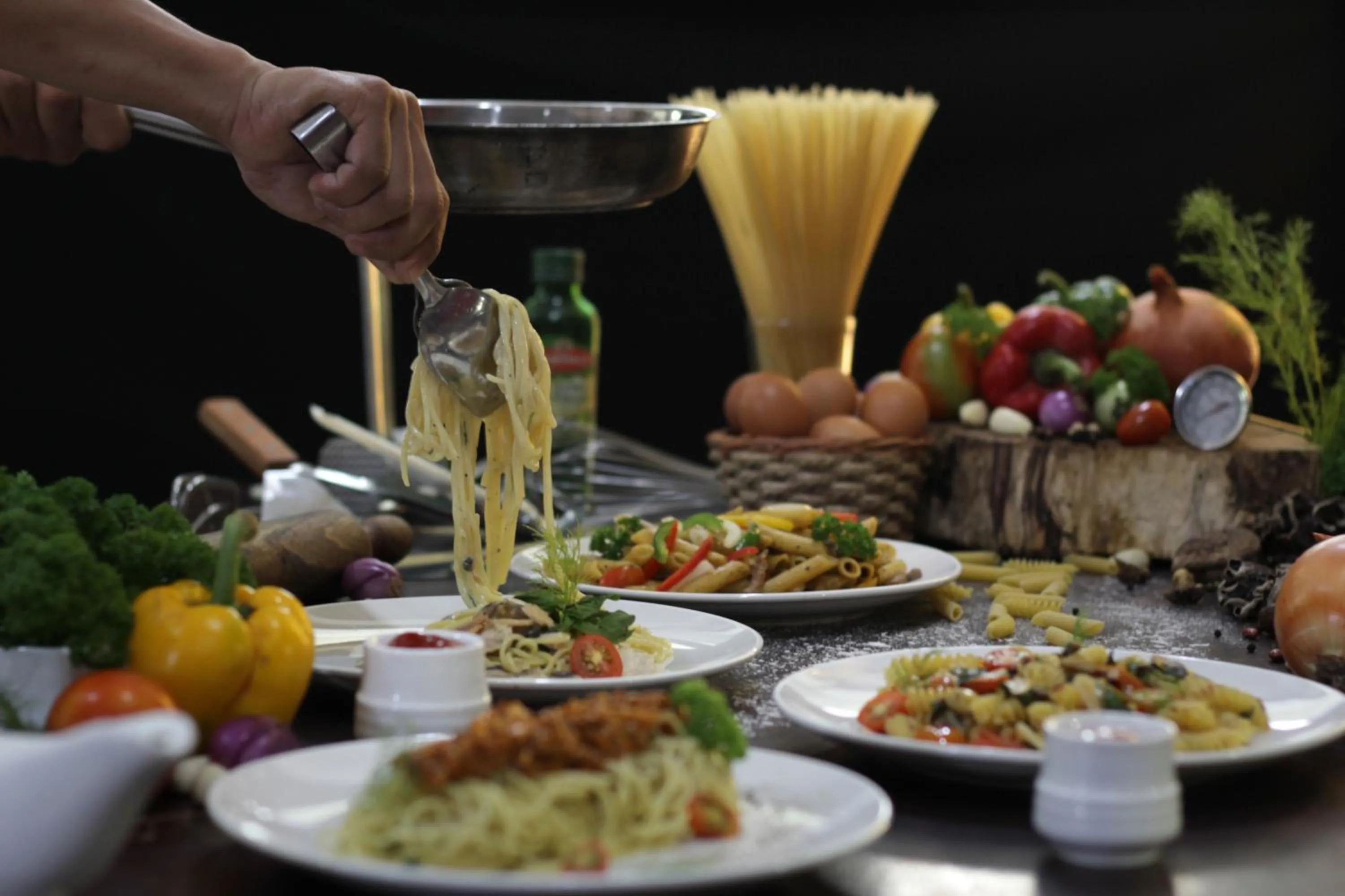 Restaurant/places to eat in Megaland Hotel Solo