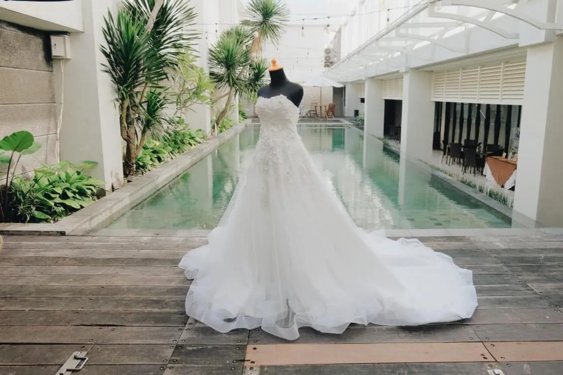 wedding in Megaland Hotel Solo