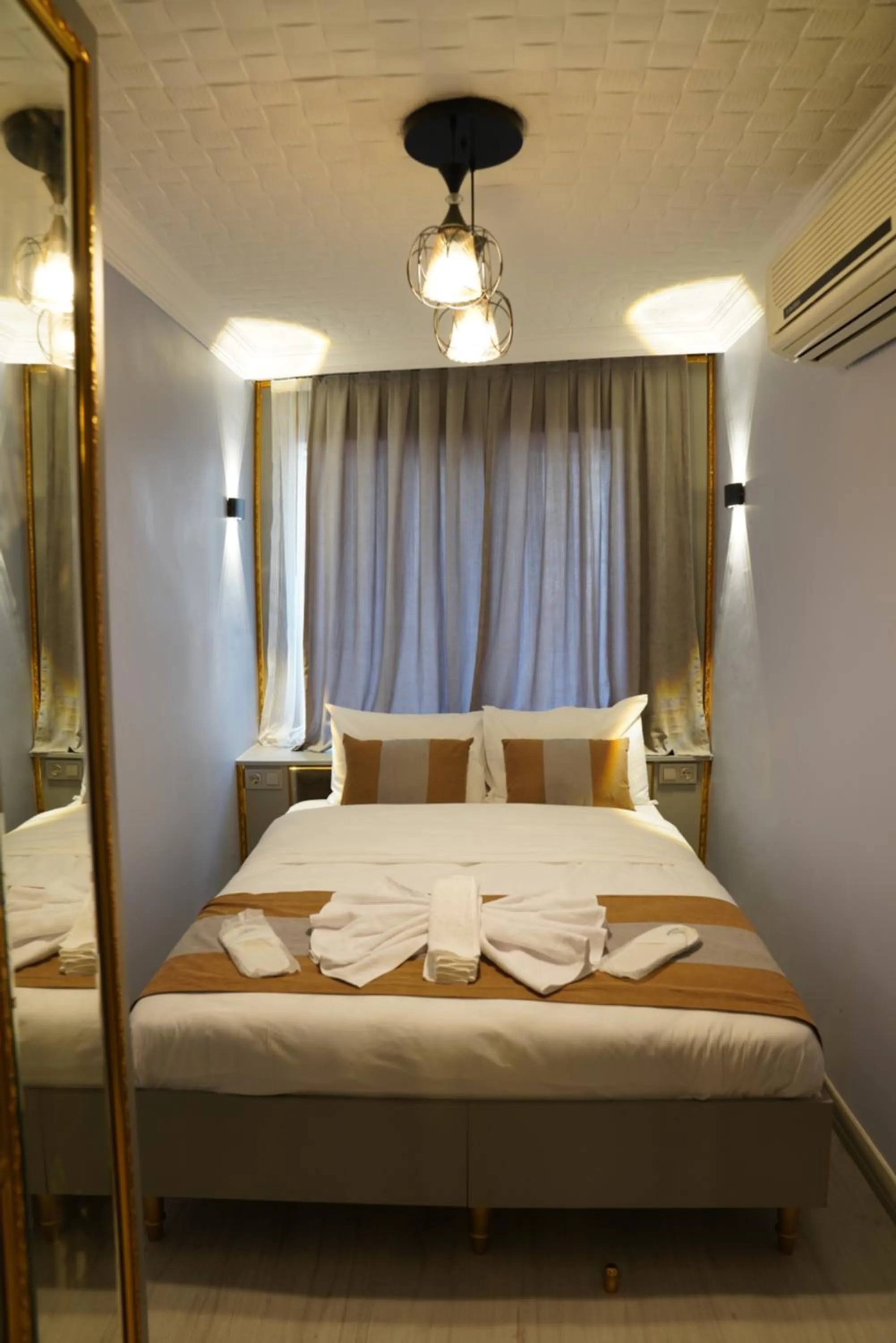 Bedroom in Taksim Maria suit hotel