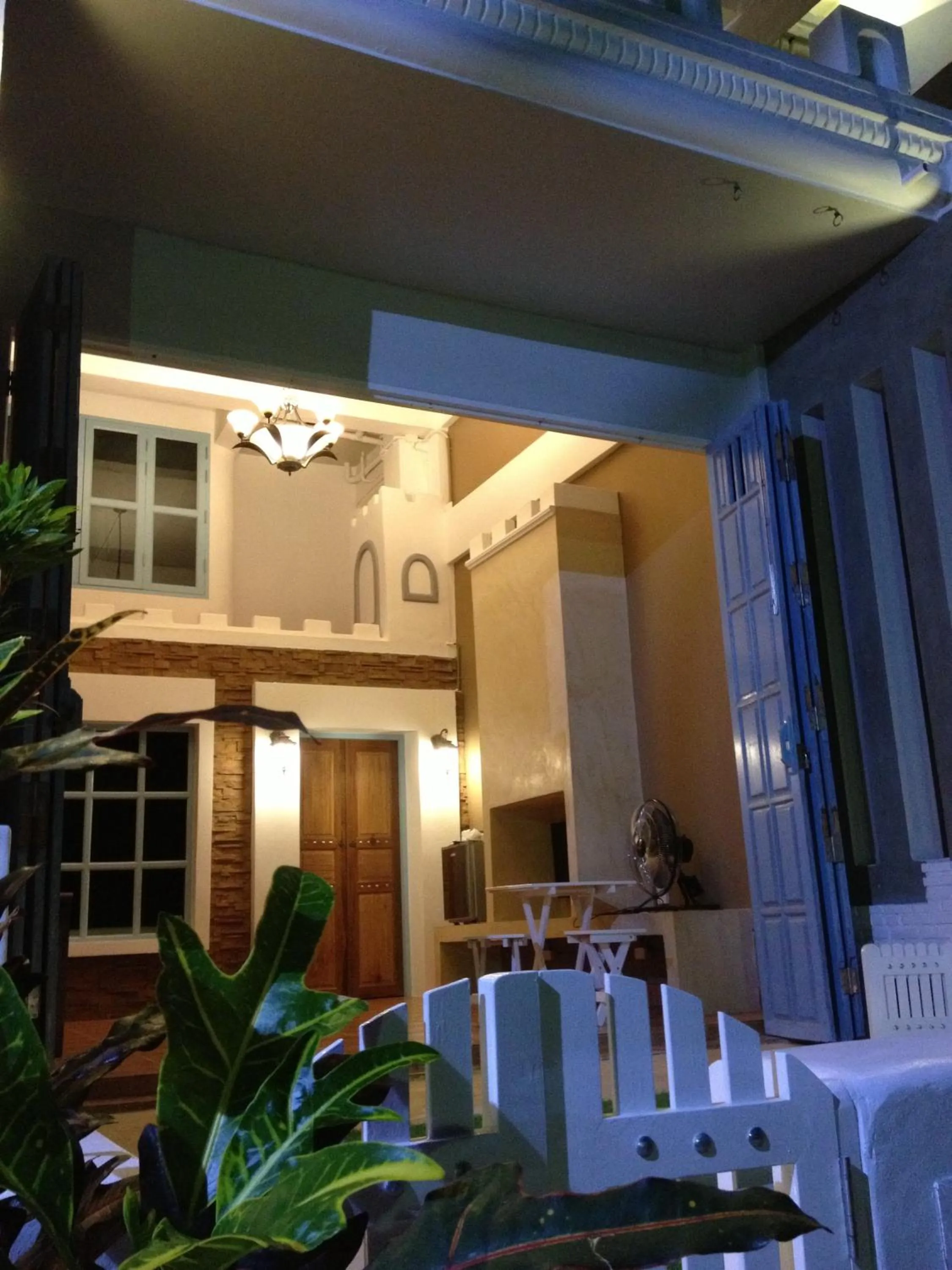 Decorative detail in De Sea Almond