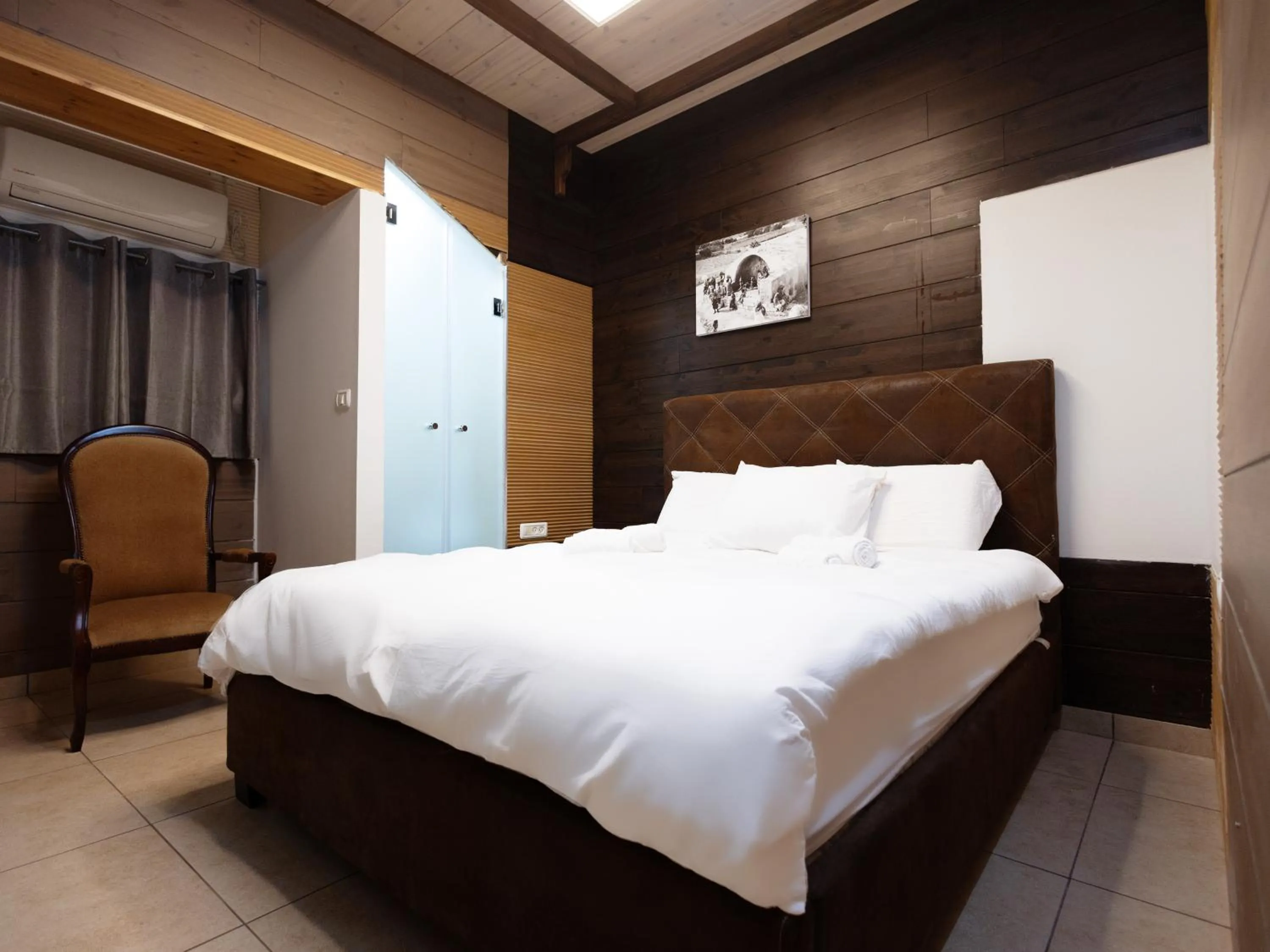 Bed in Mary's Well Apartments