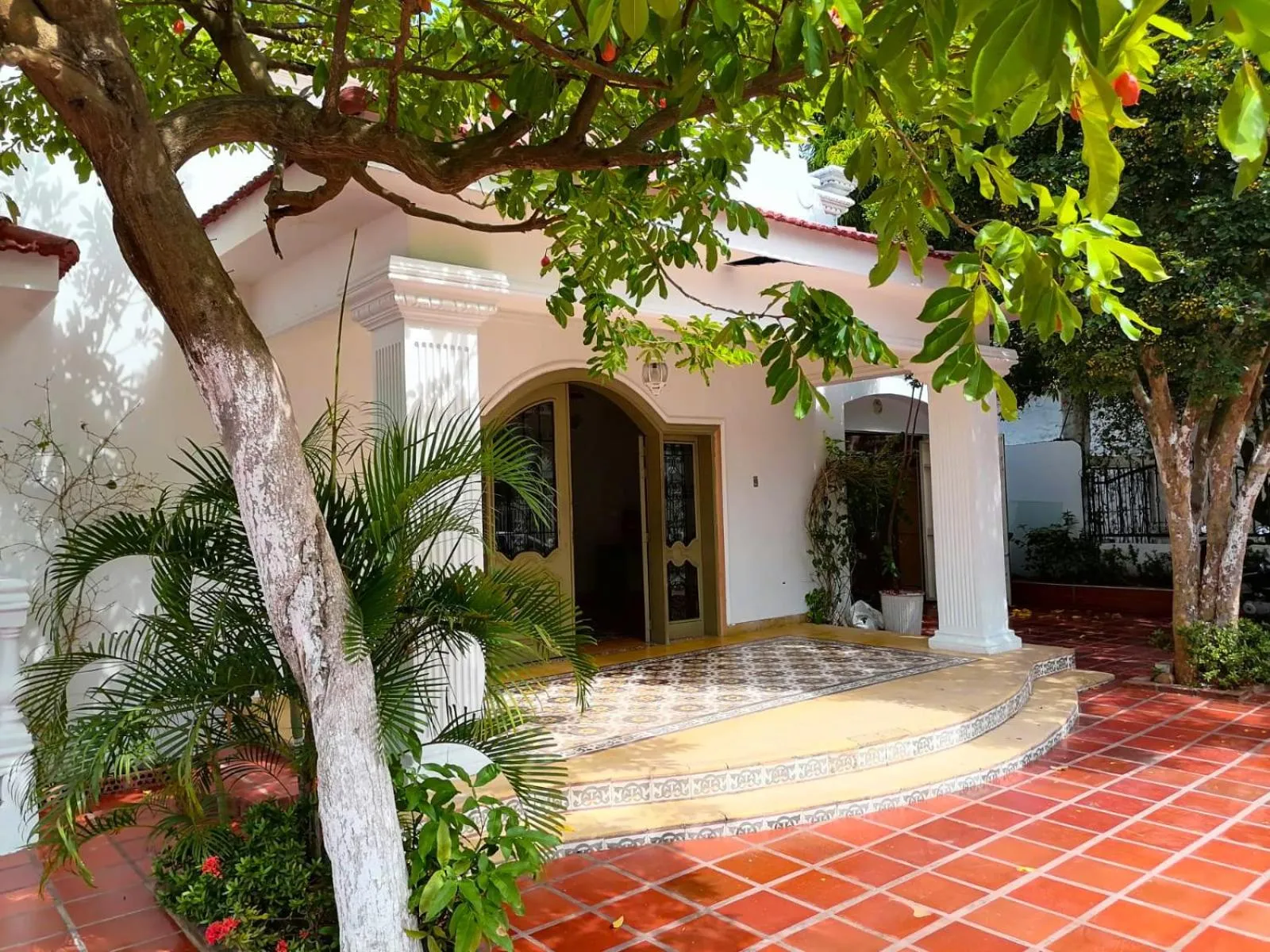 Facade/entrance in Casa Bahía Colonial - Cartagena